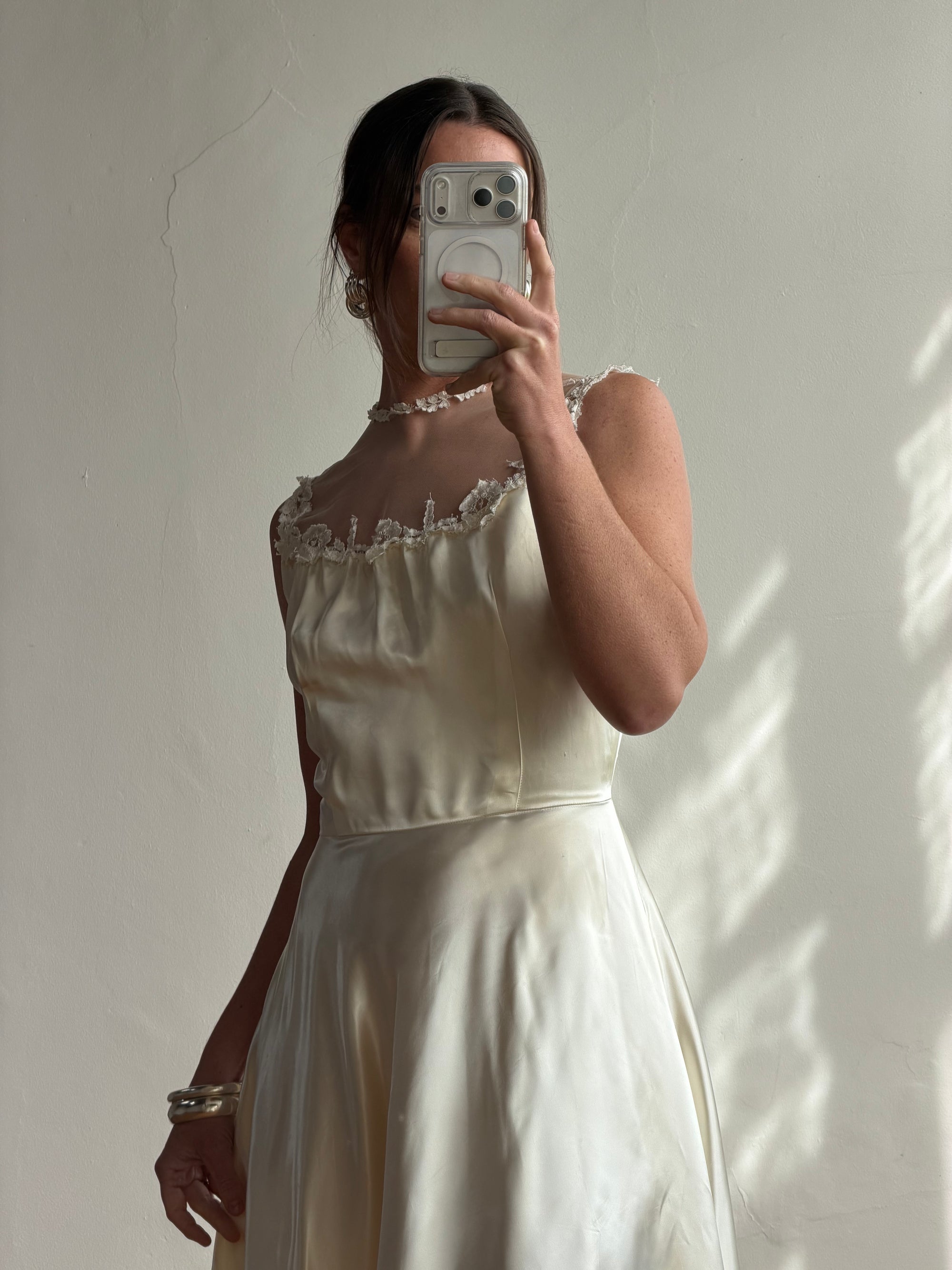 Vintage 40s Liquid Satin Sleeveless Floral Wedding Dress