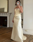 Vintage 90s Italian Sweetheart Bodice Lace Bridal Set