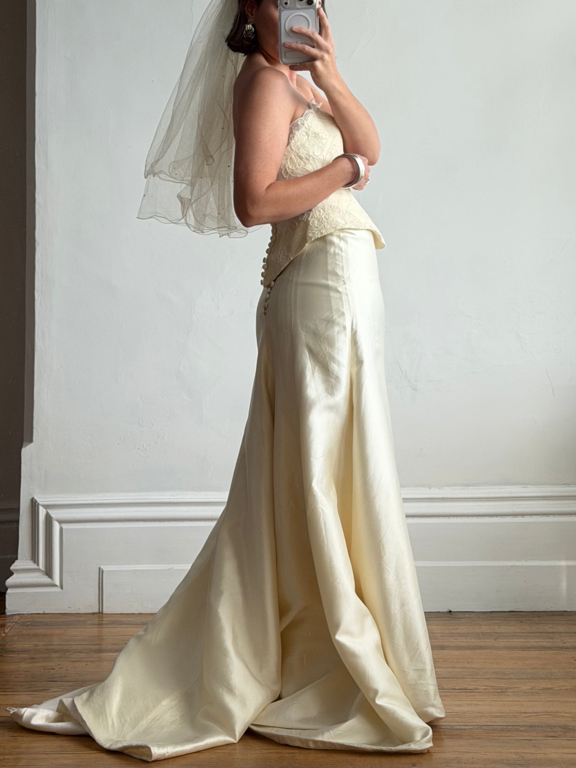 Vintage 90s Italian Sweetheart Bodice Lace Bridal Set