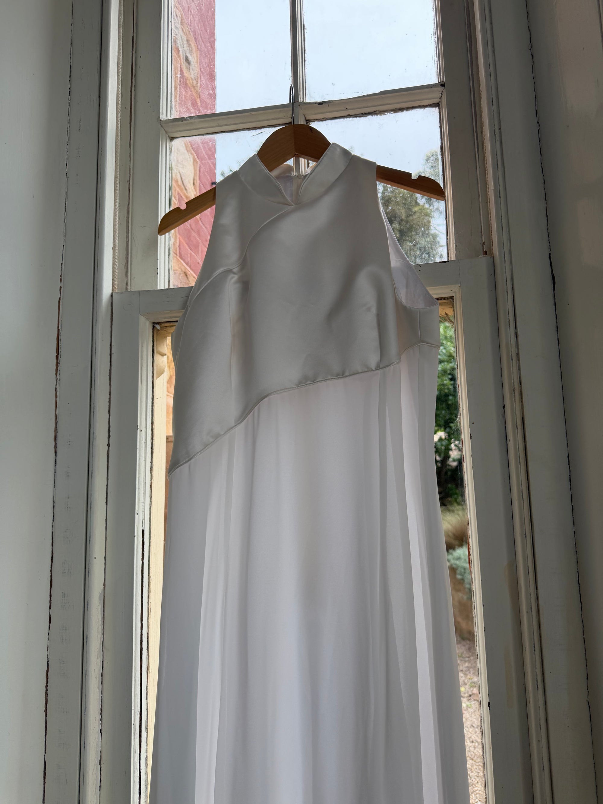 Vintage 90s Satin Cheongsam Sleeveless Bridal Dress