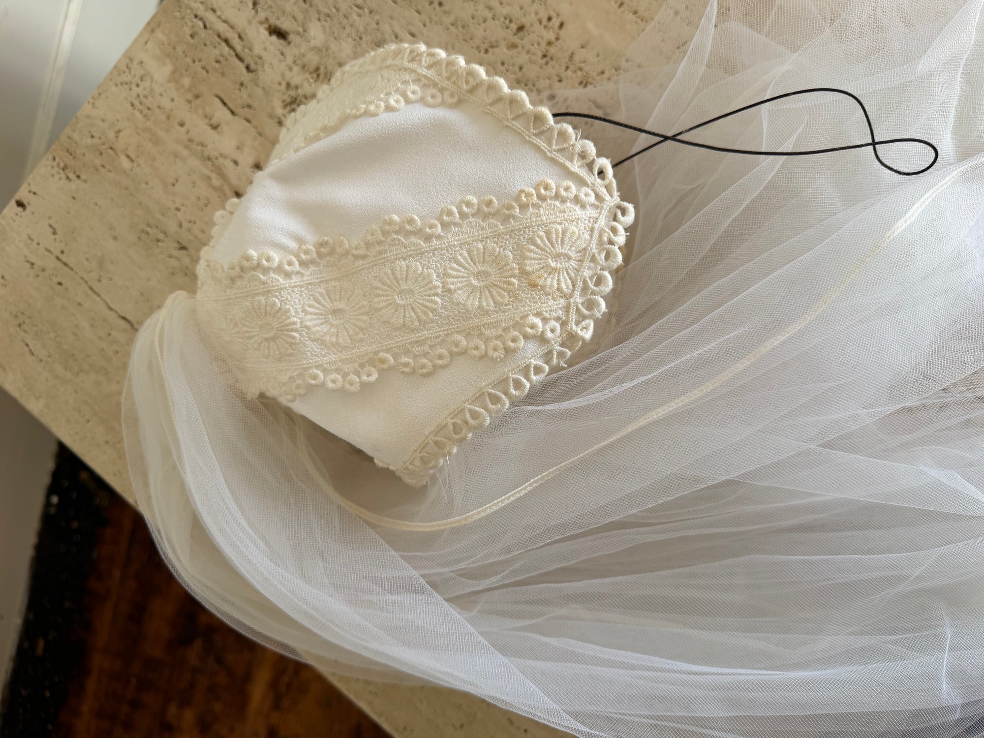 Vintage Bridal Lace Tulle Tiered Cap Veil