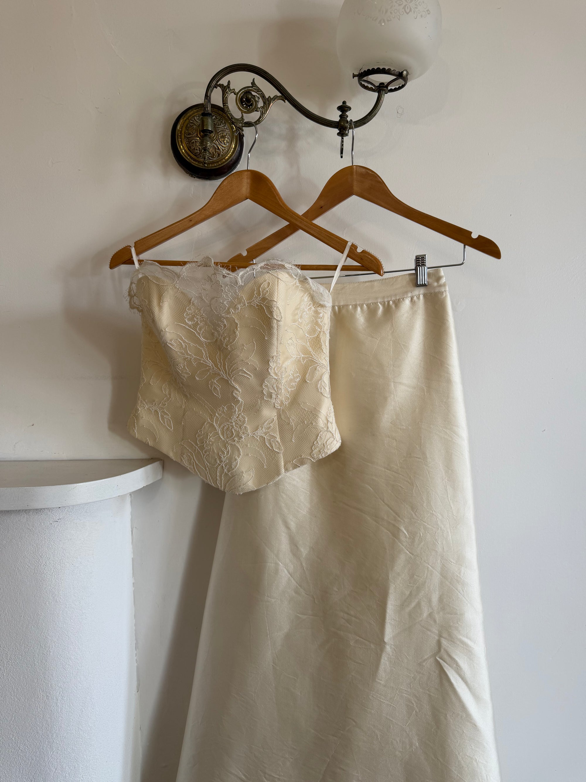 Vintage 90s Italian Sweetheart Bodice Lace Bridal Set