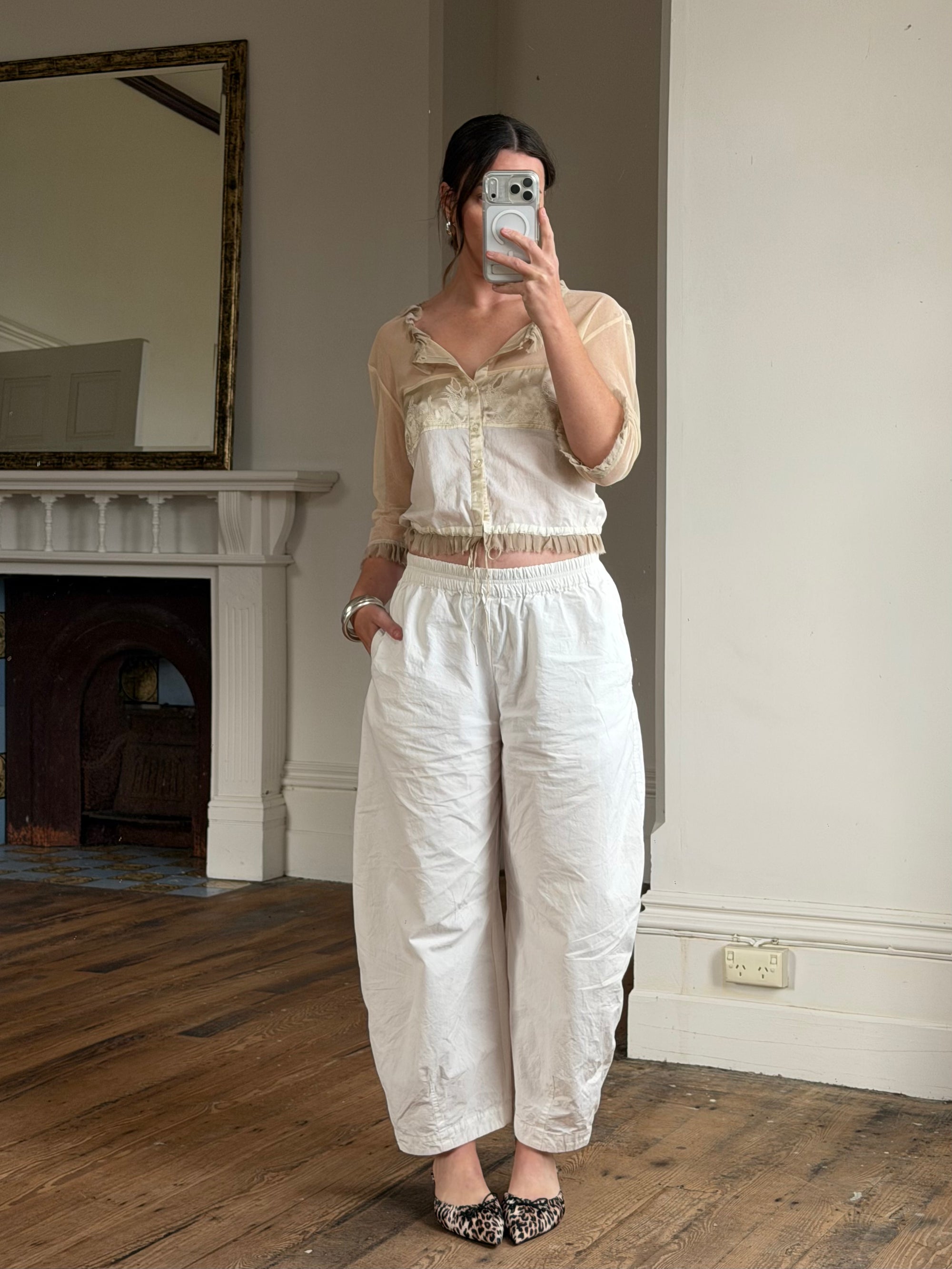 Vintage 90s Silk Ruffle Embroidered Blouse Creme