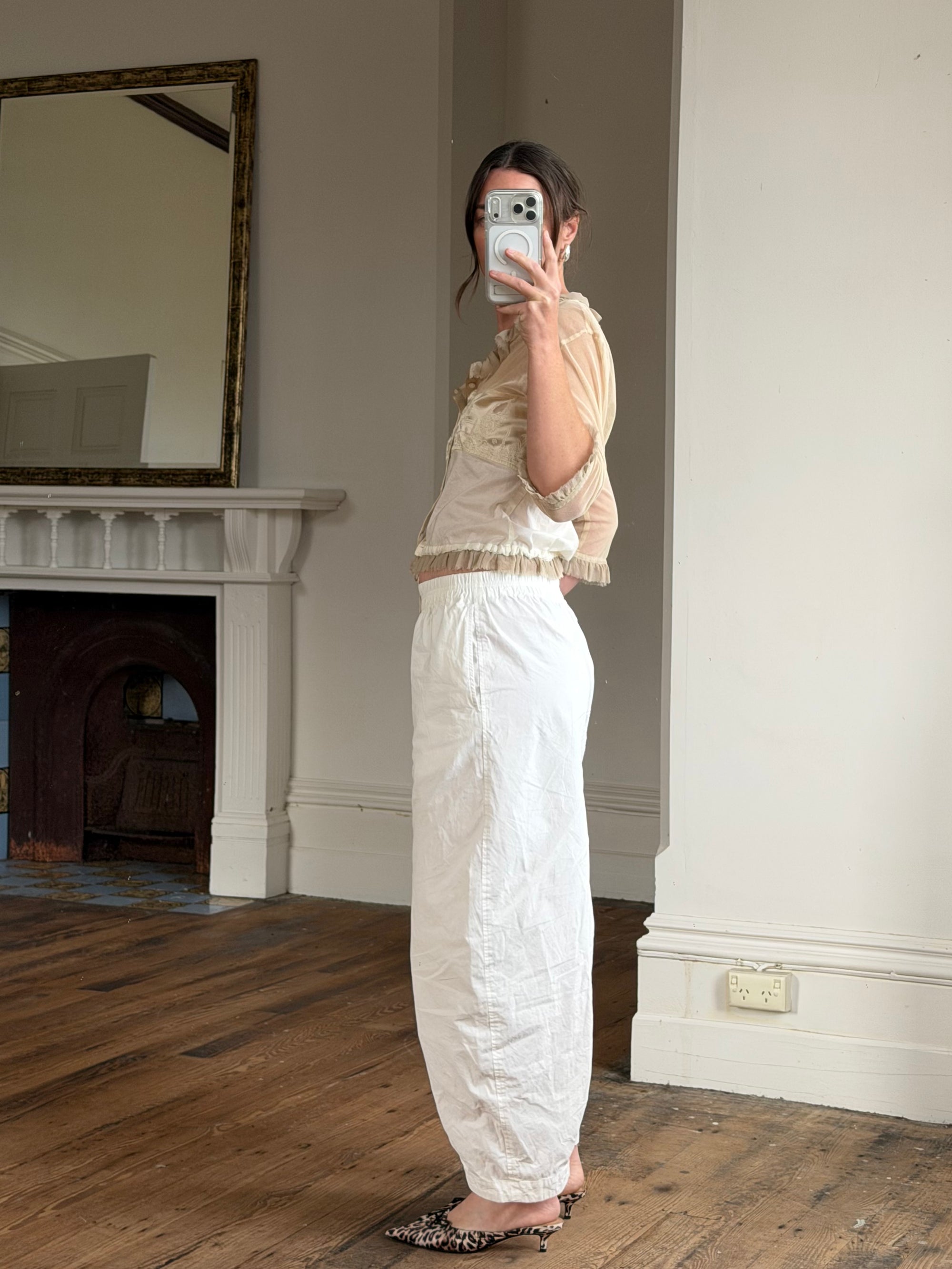 Vintage 90s Silk Ruffle Embroidered Blouse Creme