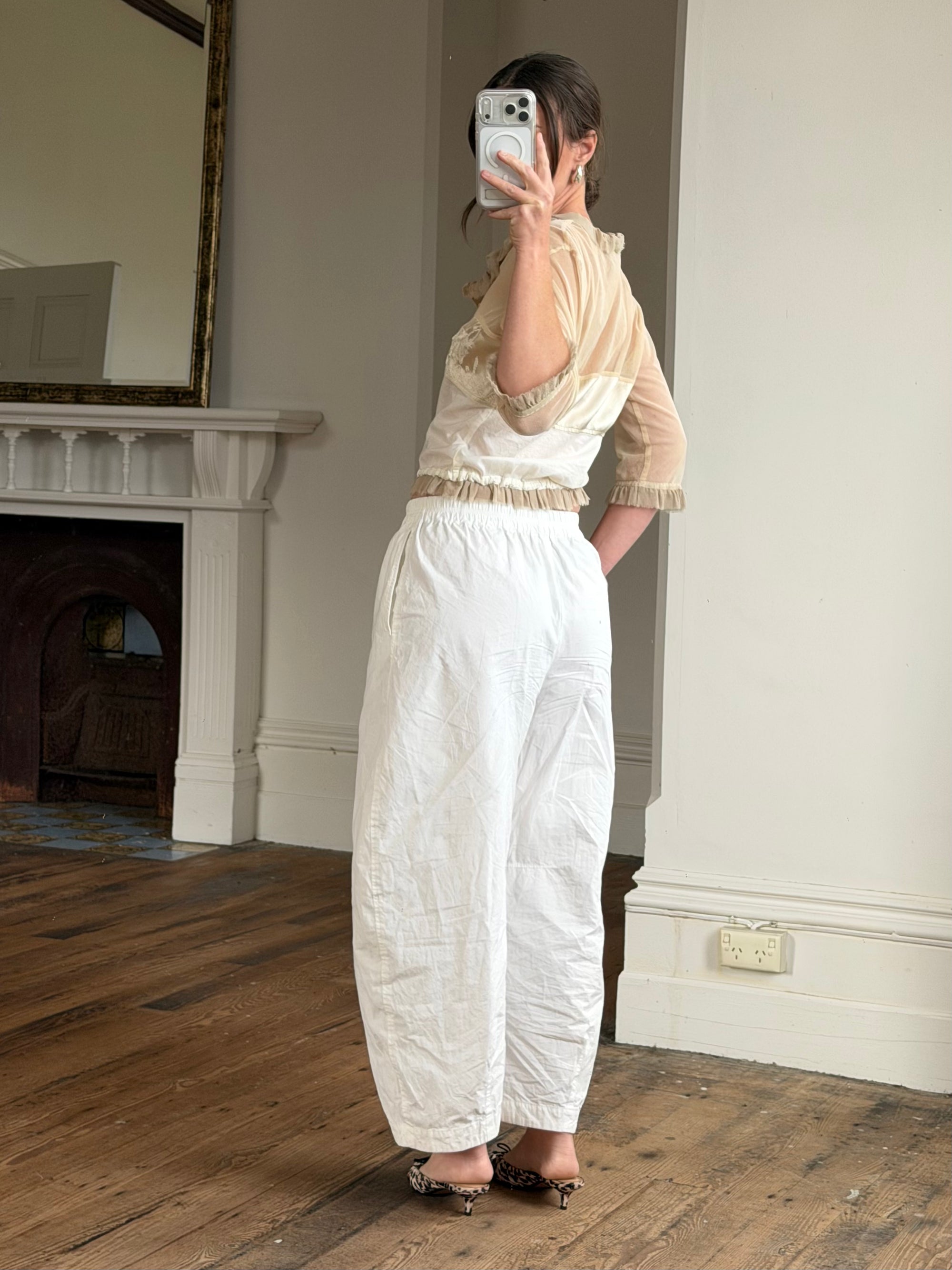 Vintage 90s Silk Ruffle Embroidered Blouse Creme
