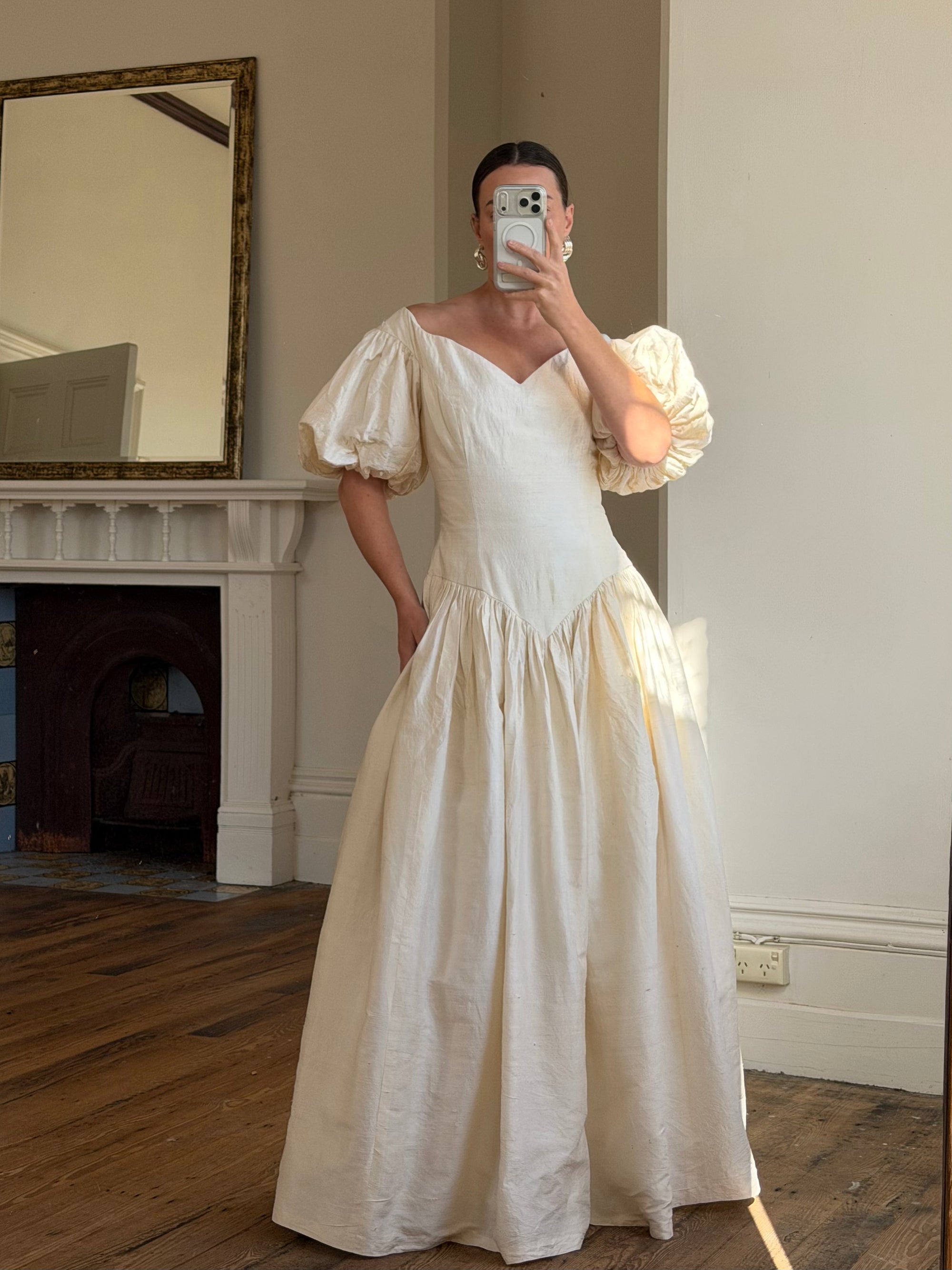 Vintage 80s Silk Dupion Puff Sleeve Bow Wedding Dress