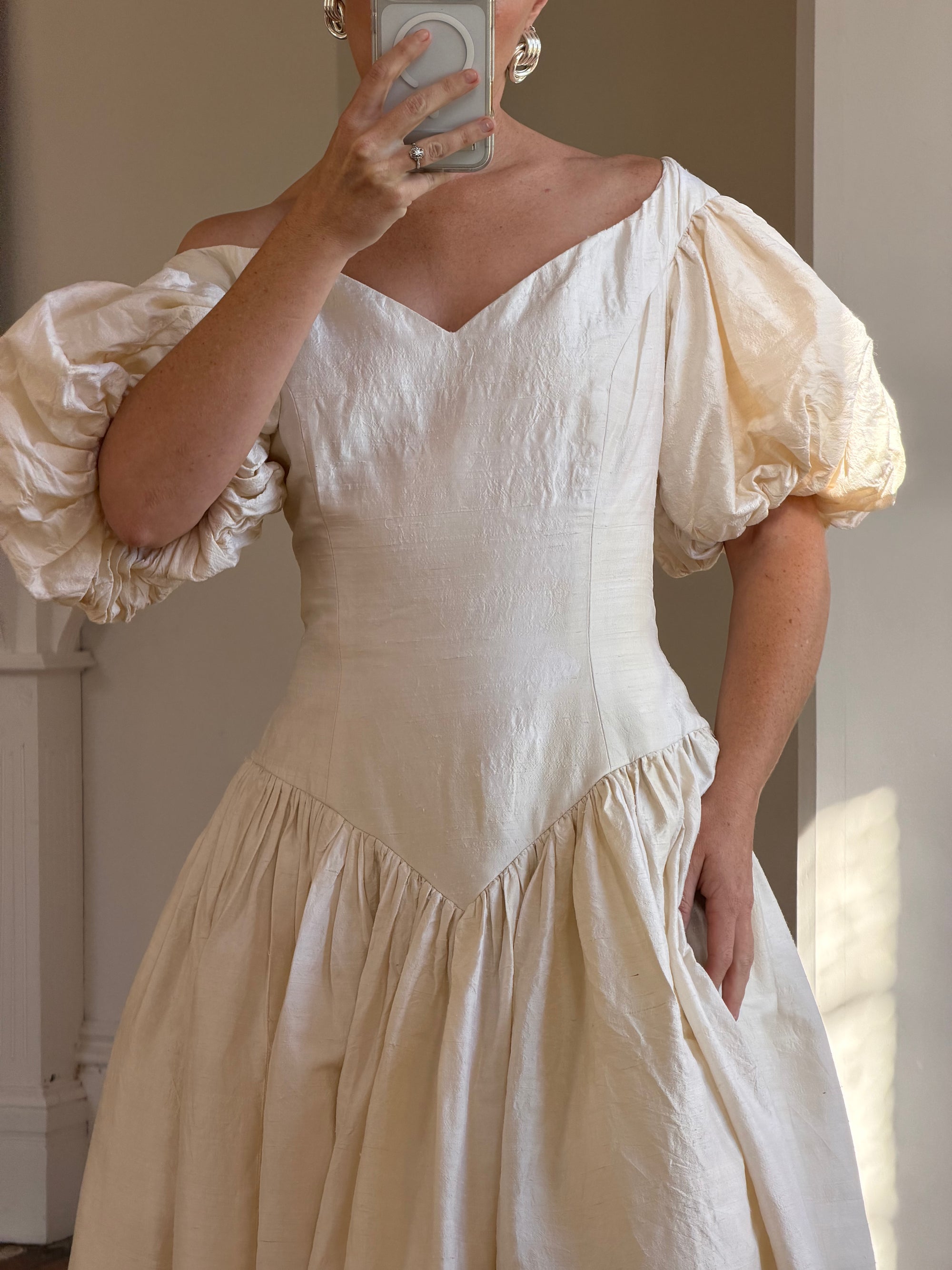 Vintage 80s Silk Dupion Puff Sleeve Bow Wedding Dress