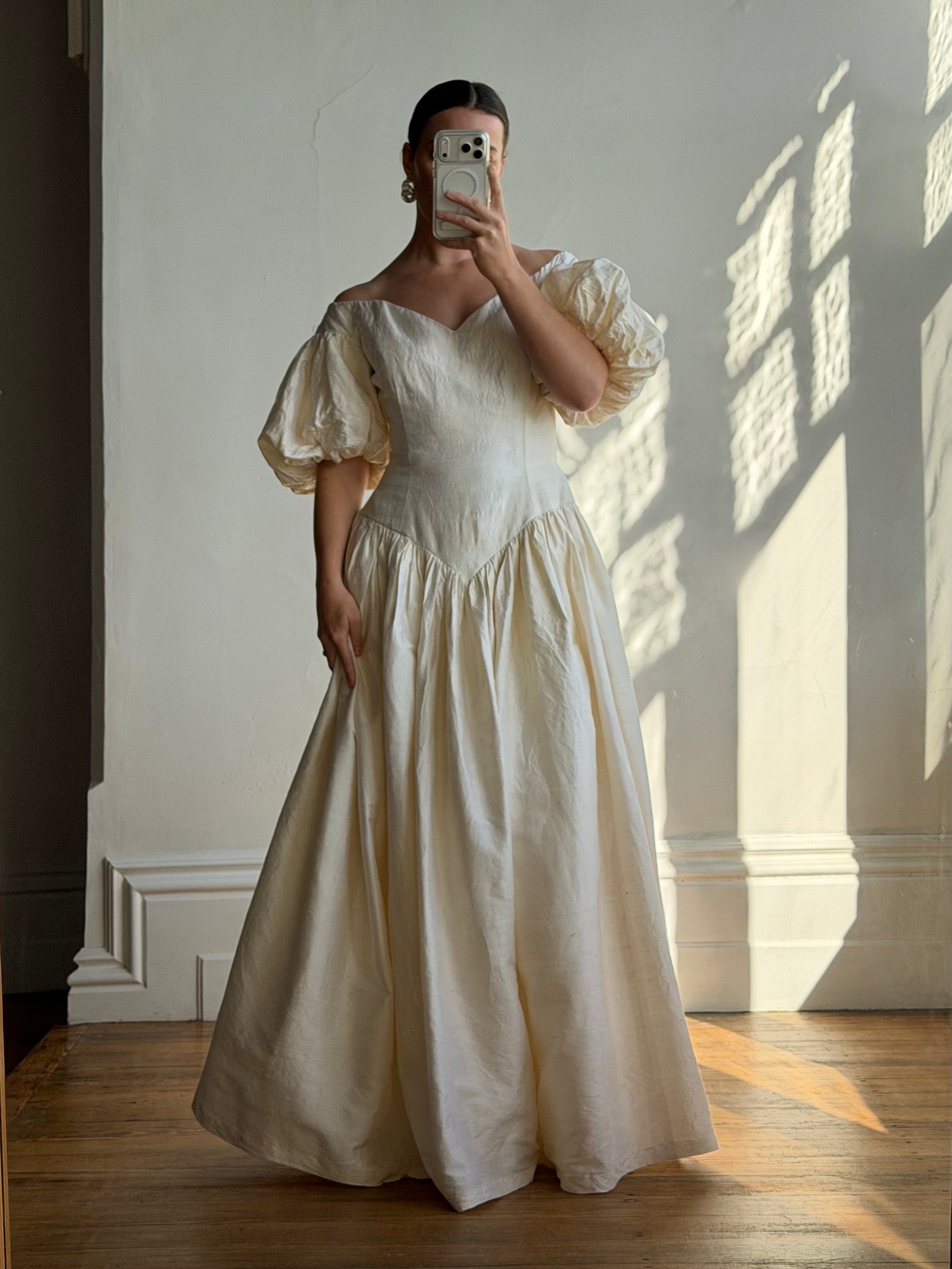 Vintage 80s Silk Dupion Puff Sleeve Bow Wedding Dress