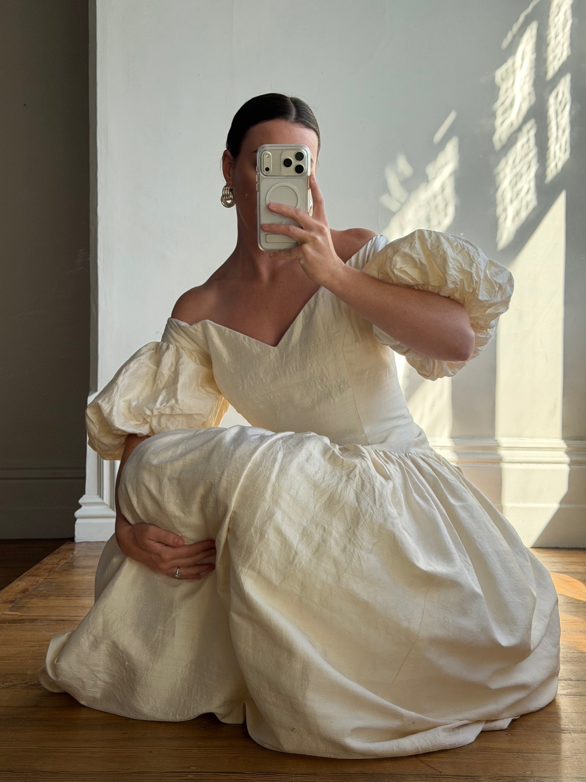 Vintage 80s Silk Dupion Puff Sleeve Bow Wedding Dress