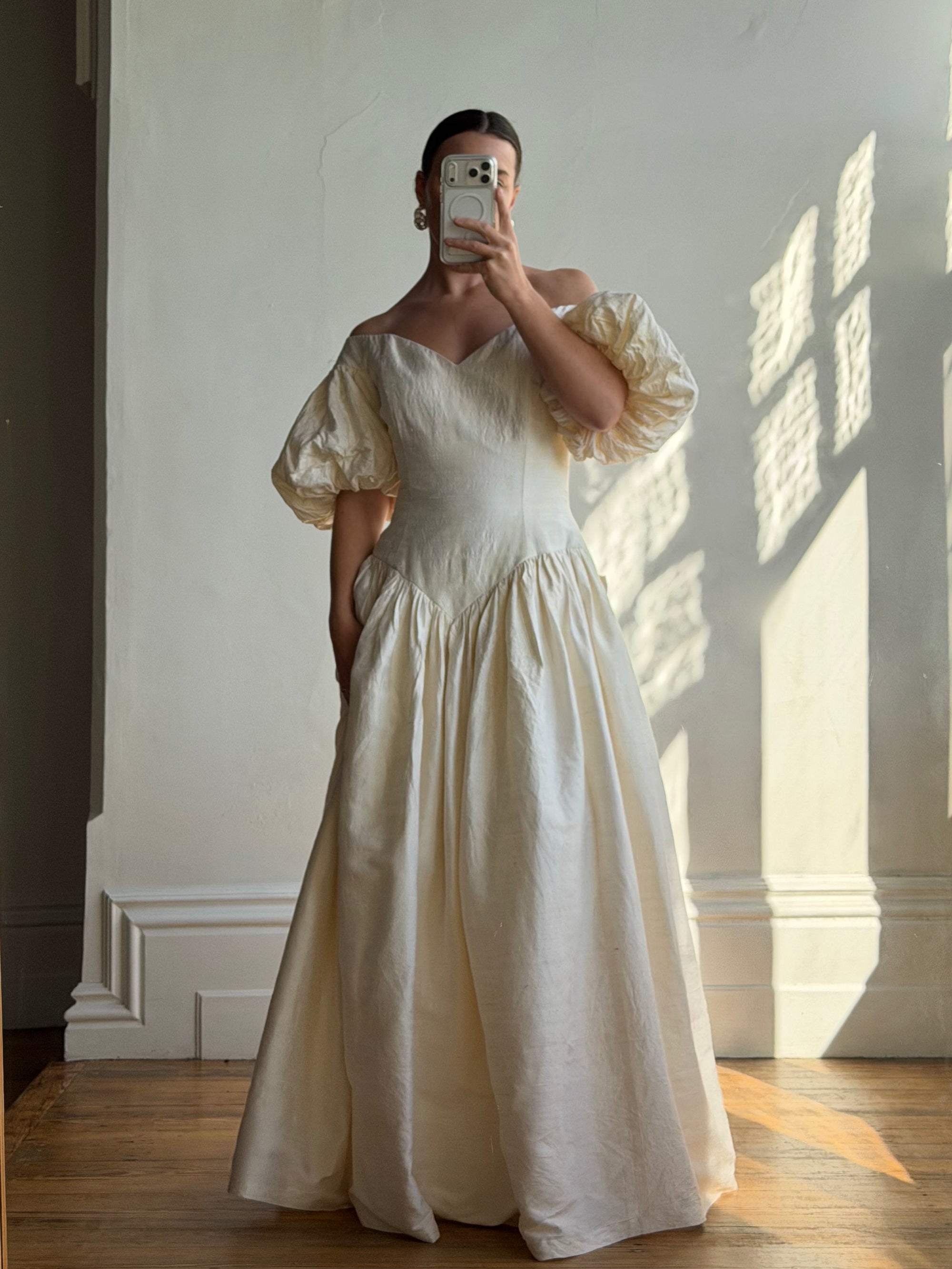 Vintage 80s Silk Dupion Puff Sleeve Bow Wedding Dress