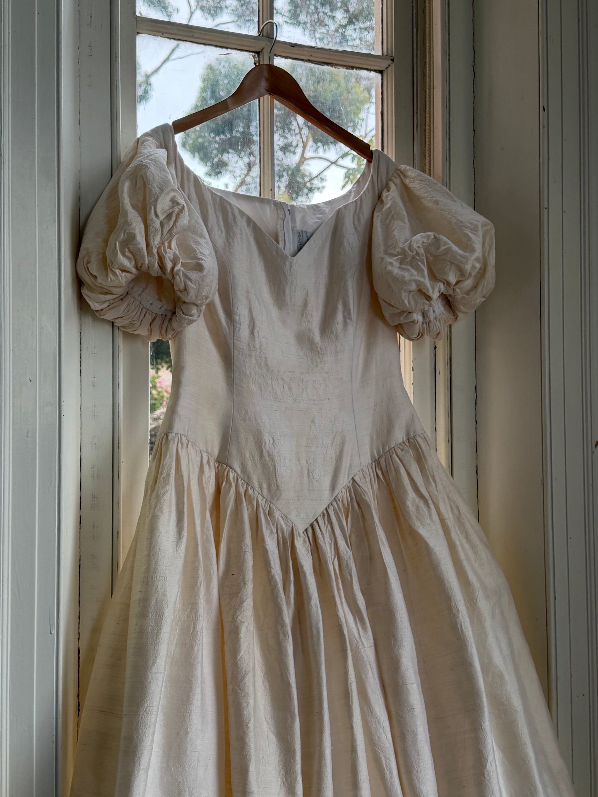 Vintage 80s Silk Dupion Puff Sleeve Bow Wedding Dress