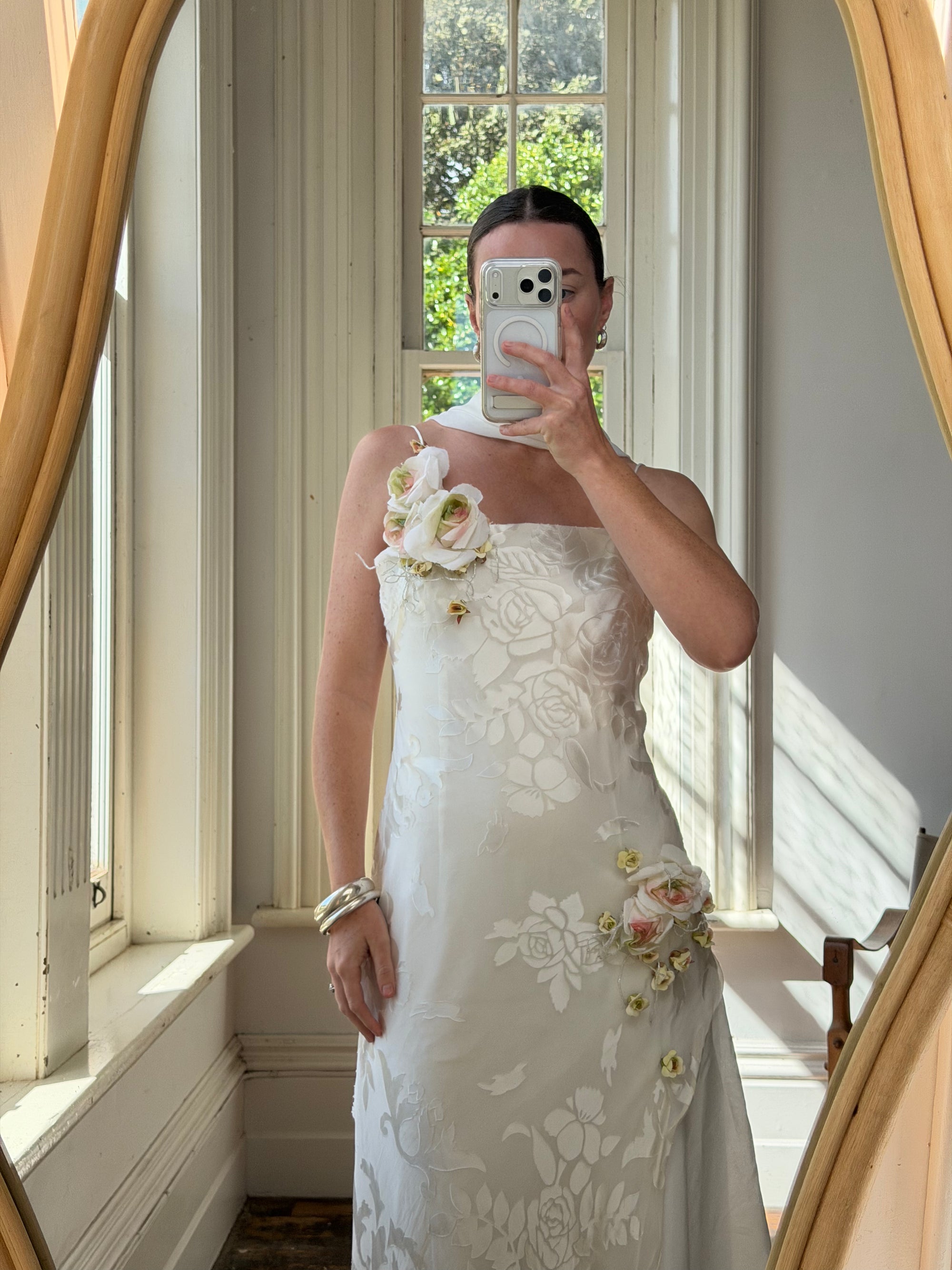 Vintage 90s Pure Silk 3D Rose Appliqué Wedding Dress White