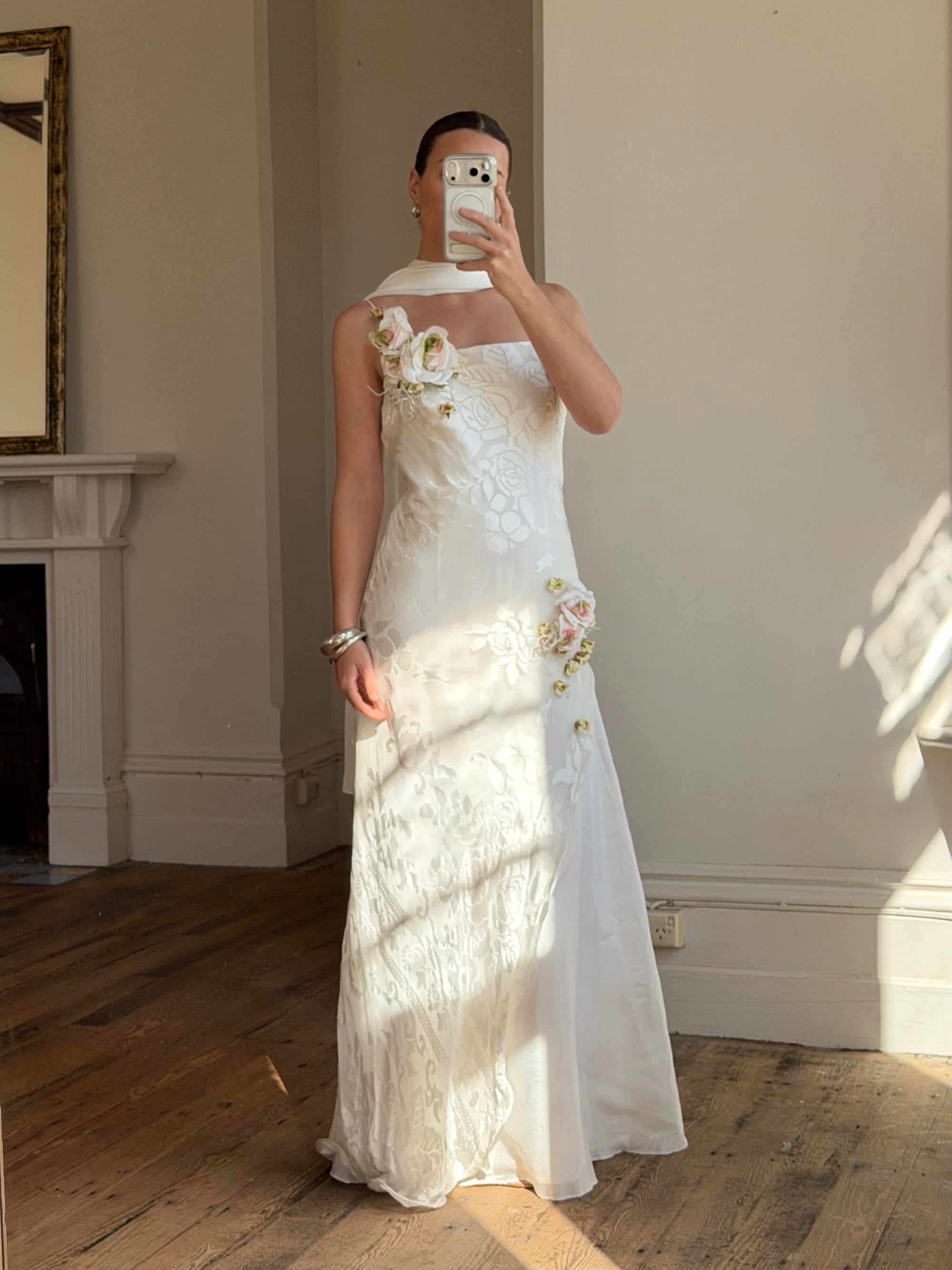 Vintage 90s Pure Silk 3D Rose Appliqué Wedding Dress White
