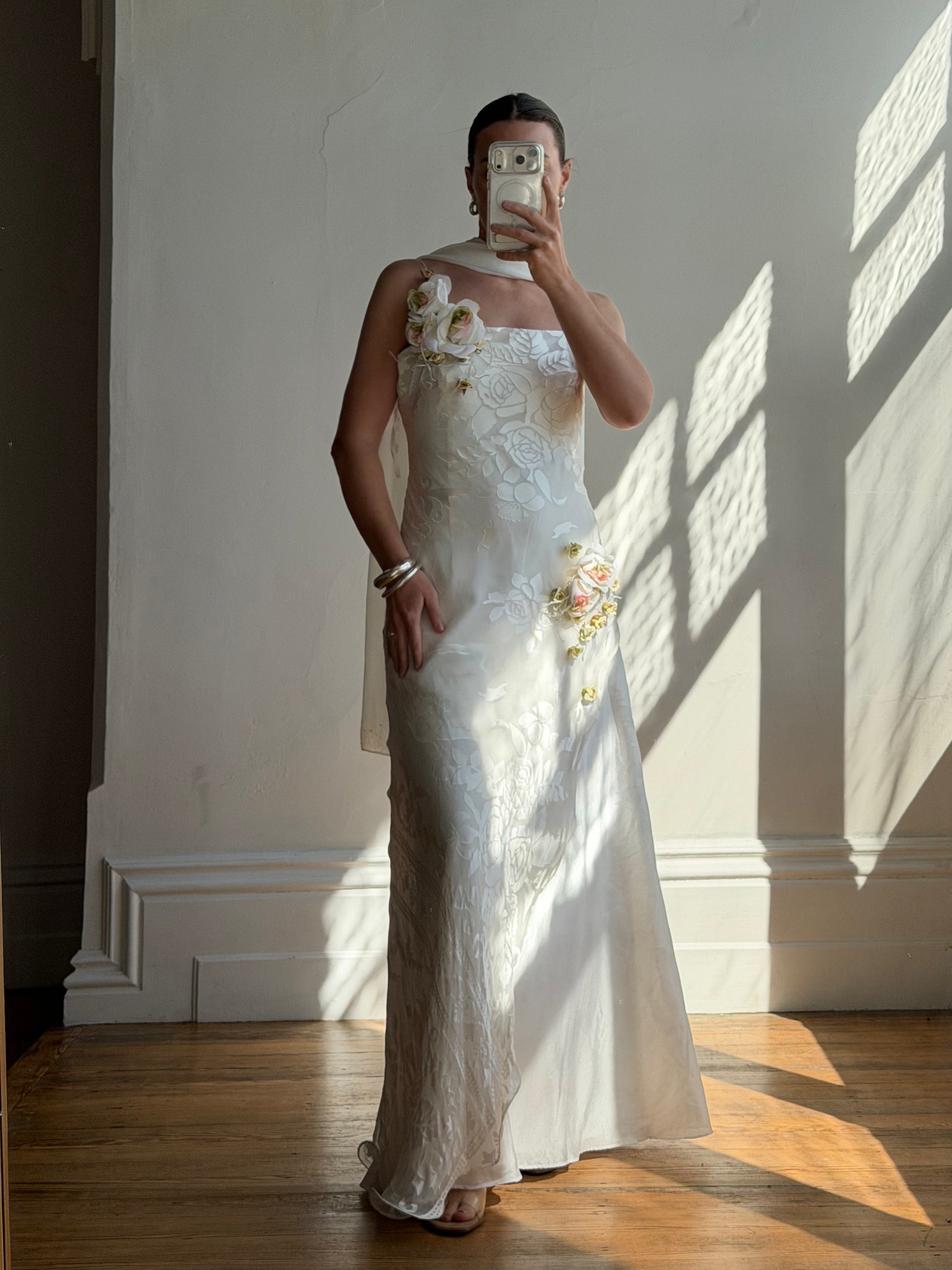 Vintage 90s Pure Silk 3D Rose Appliqué Wedding Dress White