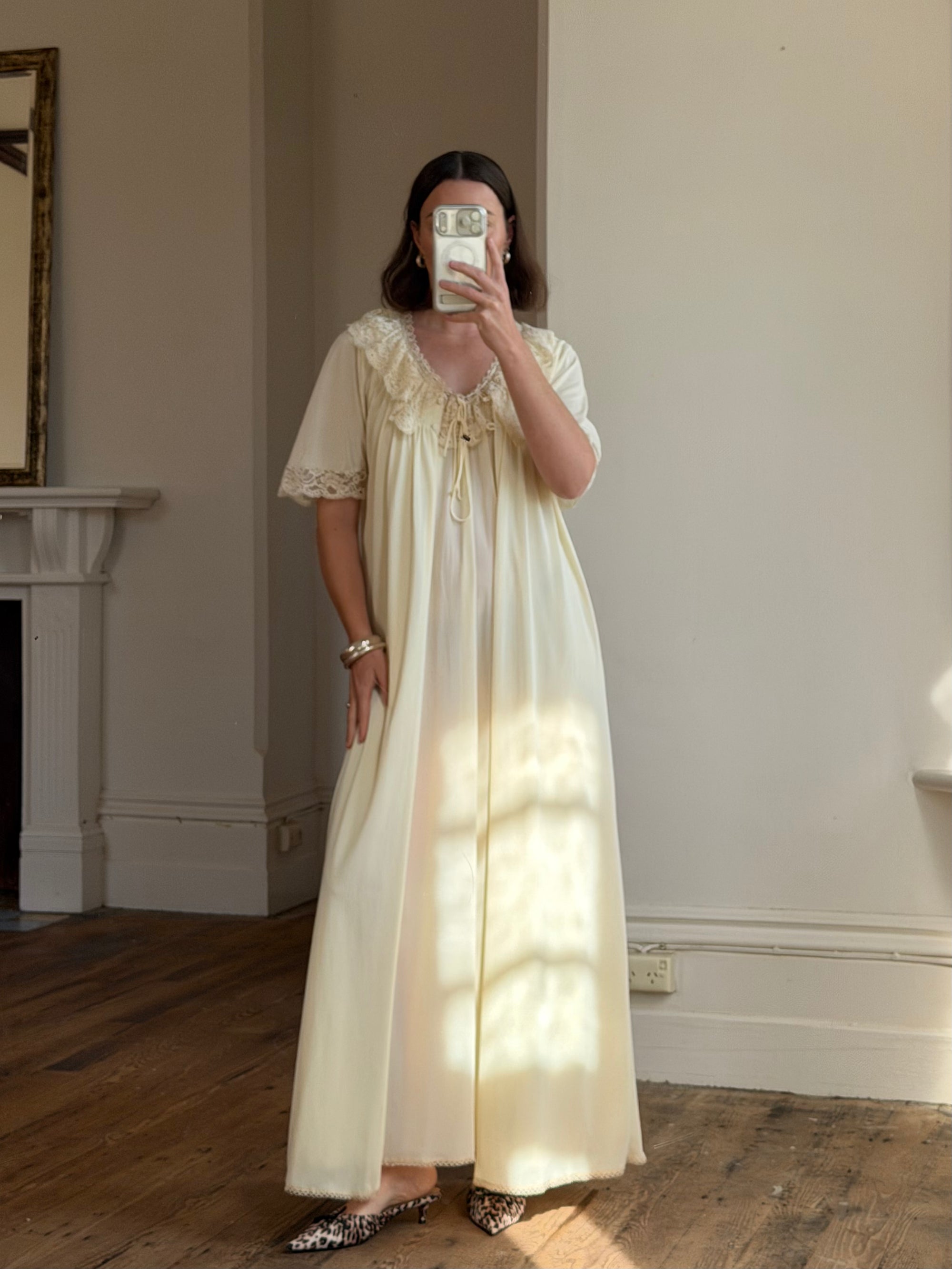Vintage 80s Creme Lace Peignoir and Slip Set