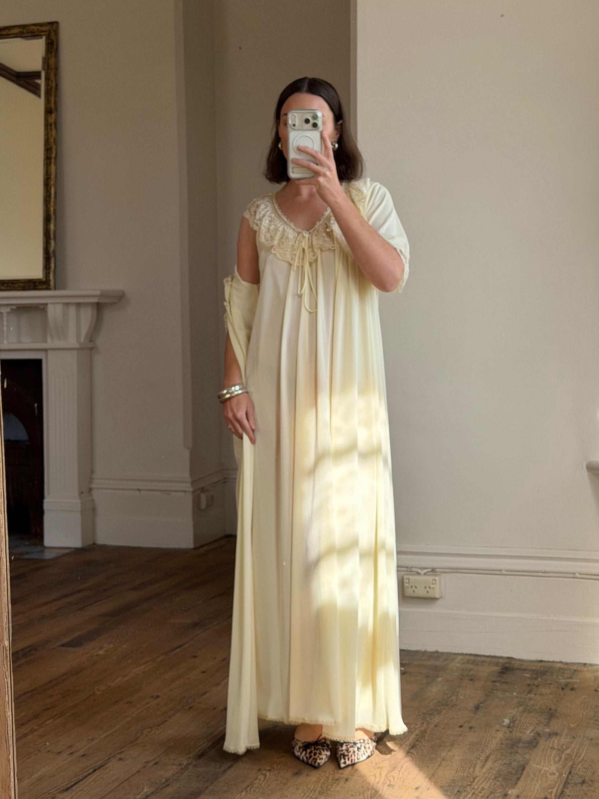 Vintage 80s Creme Lace Peignoir and Slip Set