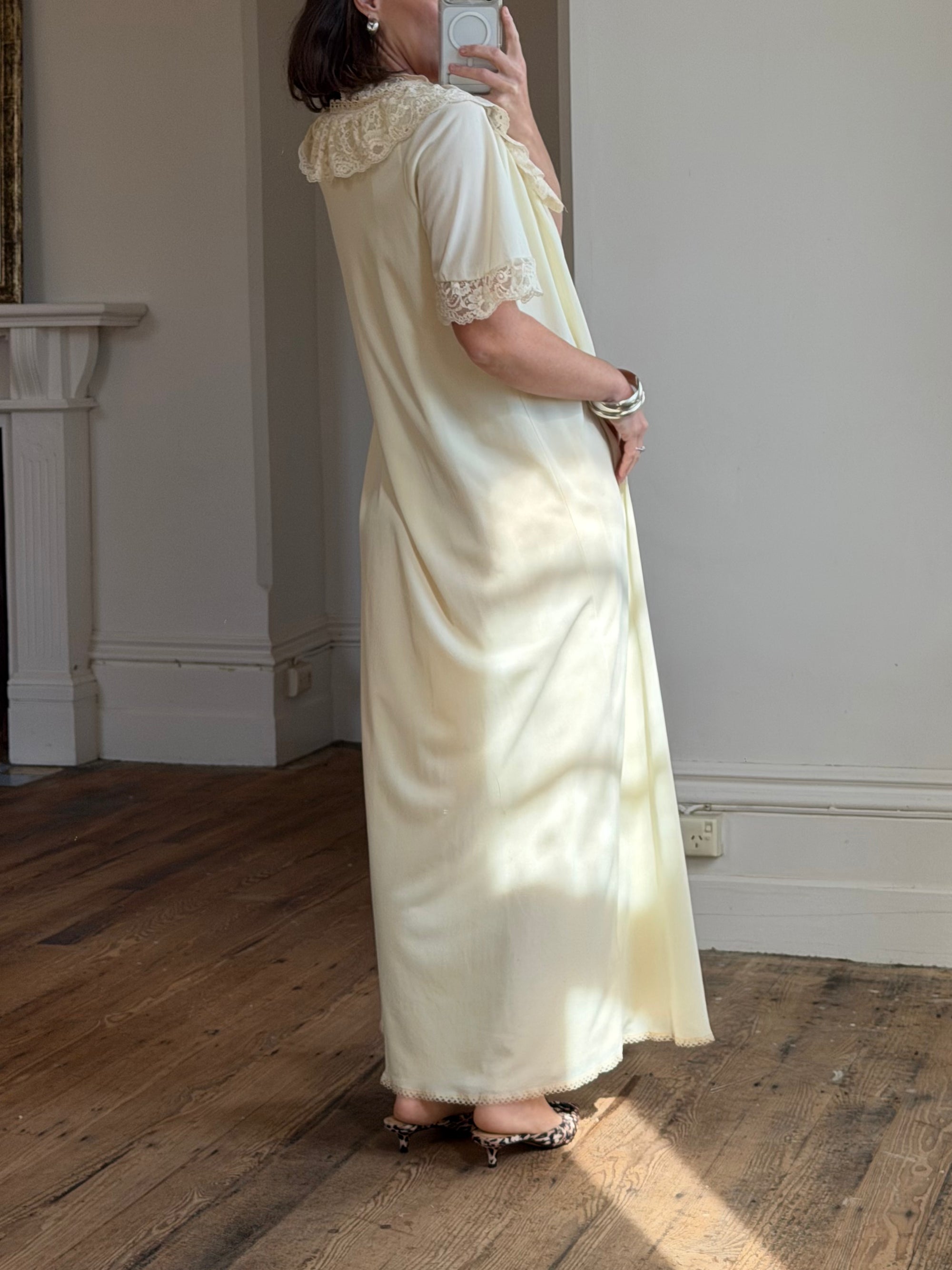 Vintage 80s Creme Lace Peignoir and Slip Set