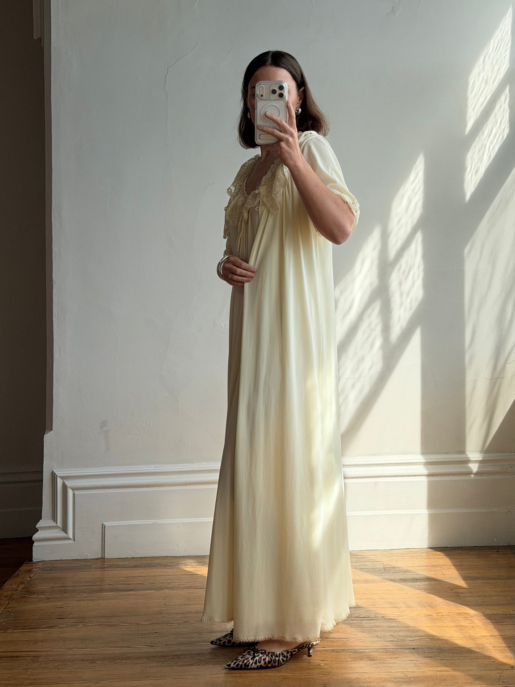 Vintage 80s Creme Lace Peignoir and Slip Set
