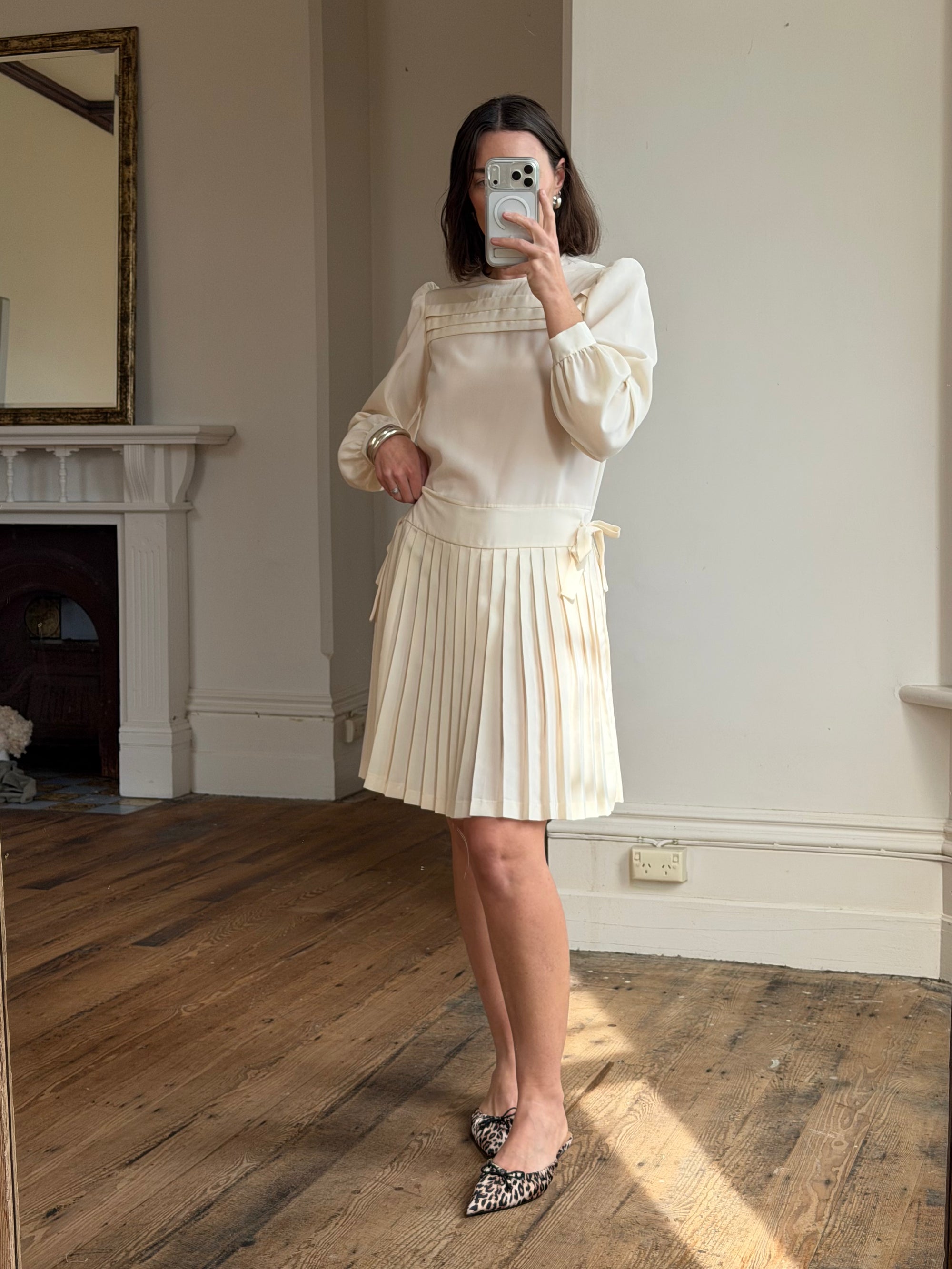 Vintage 70s Pleated Bow Waist Dress