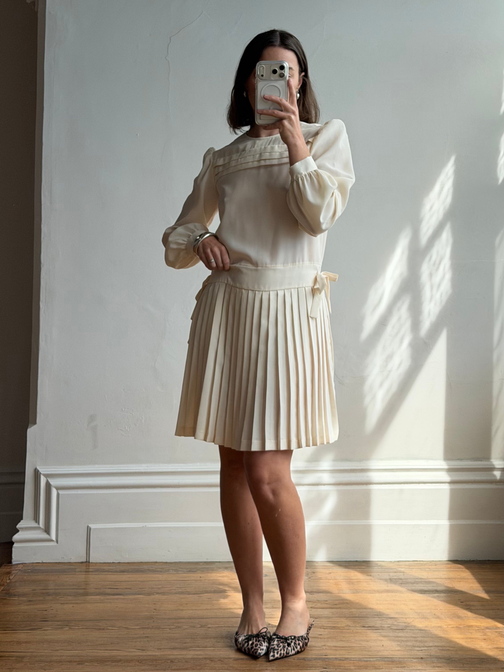 Vintage 70s Pleated Bow Waist Dress
