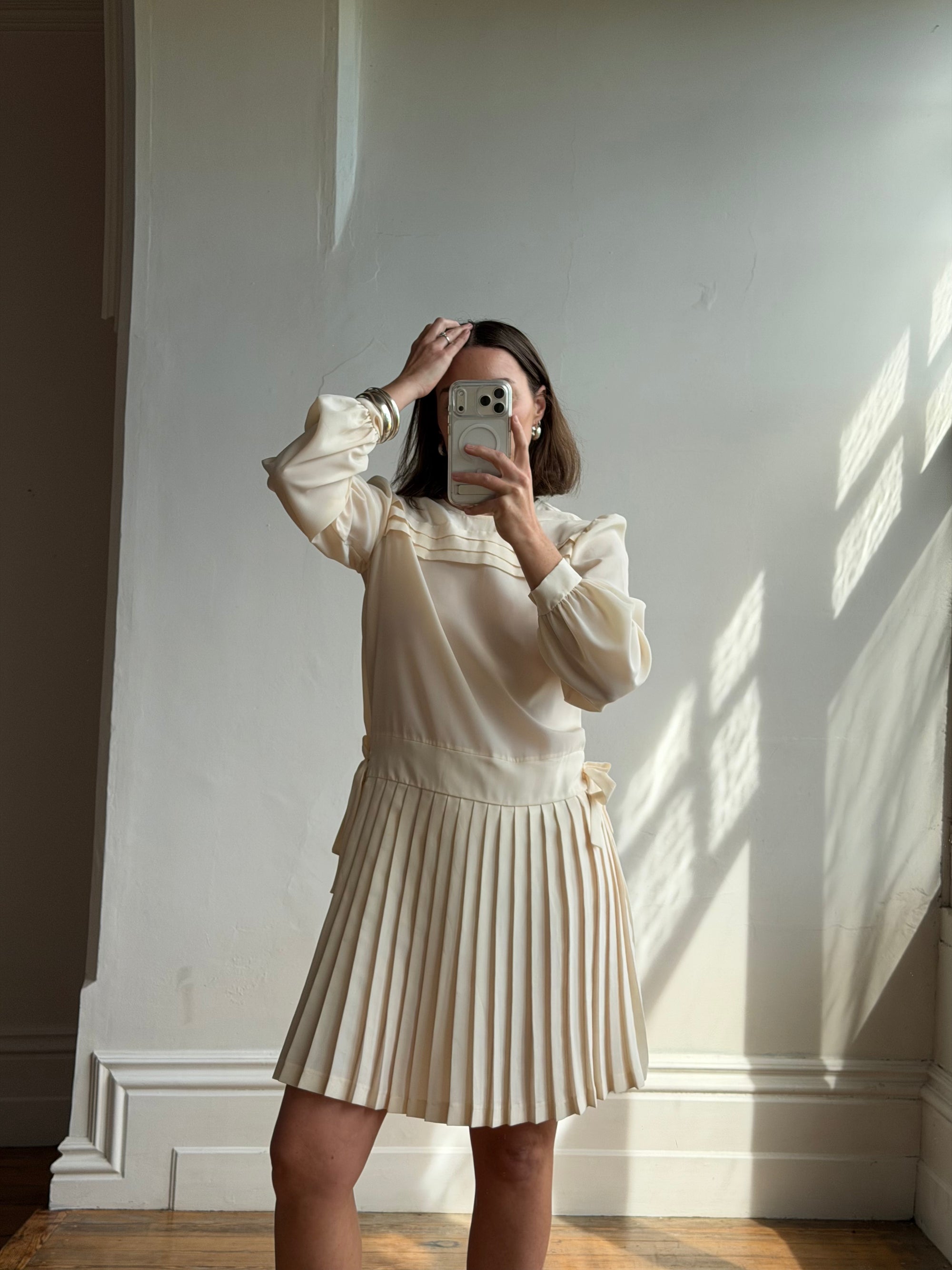 Vintage 70s Pleated Bow Waist Dress