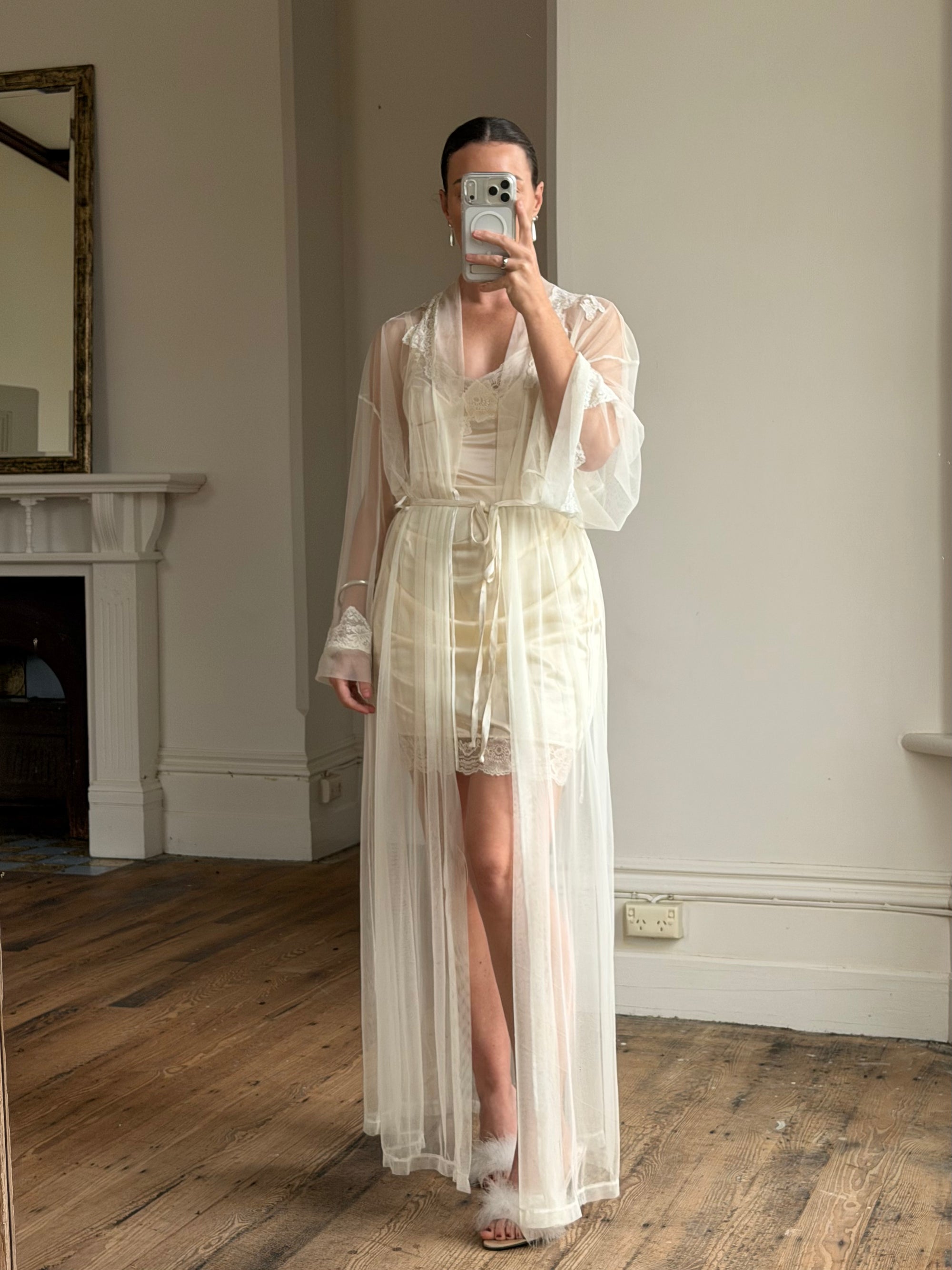 Vintage Y2K Sheer Victoria's Secret Lace Applique Tie Robe