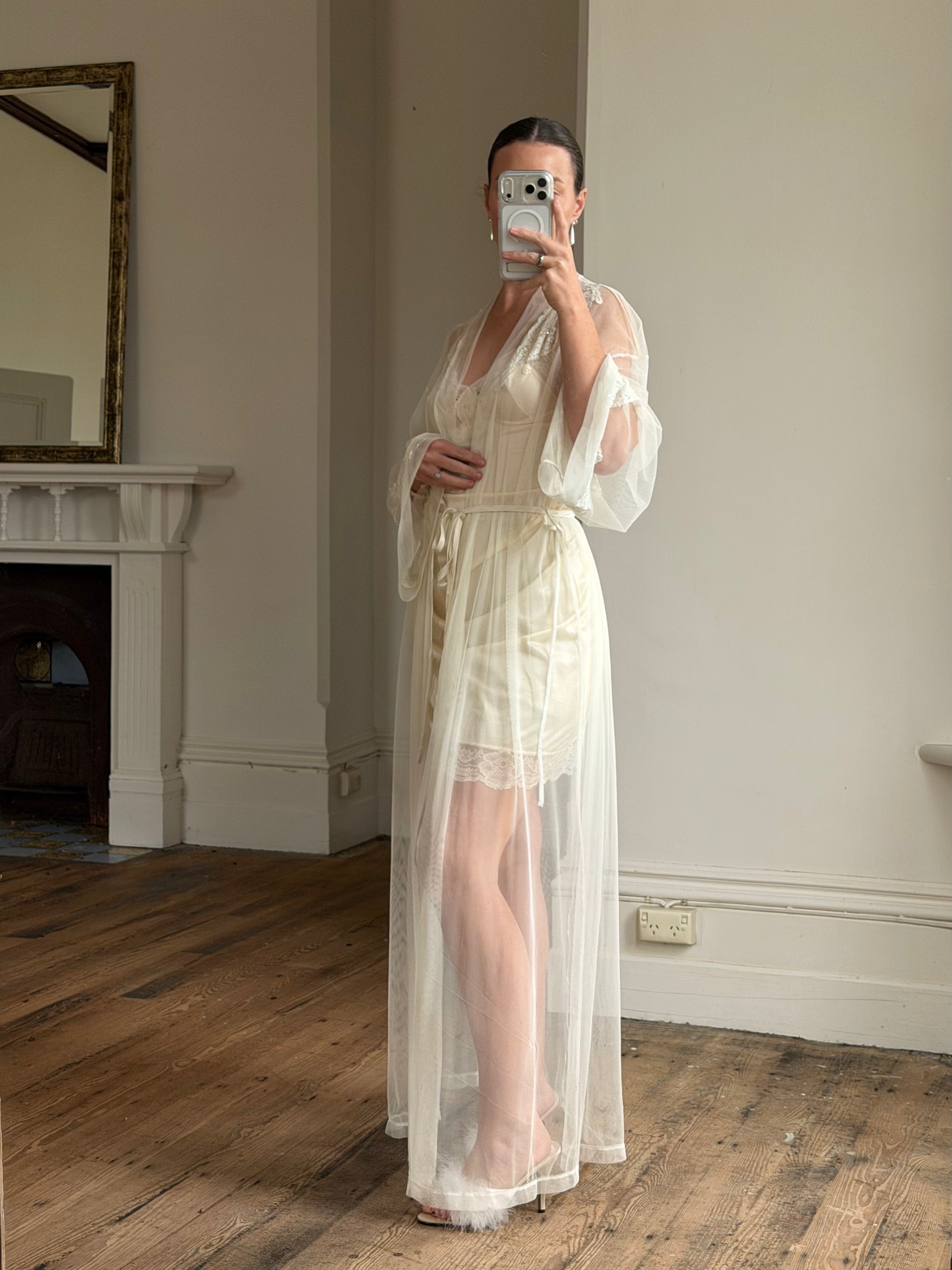 Vintage Y2K Sheer Victoria's Secret Lace Applique Tie Robe