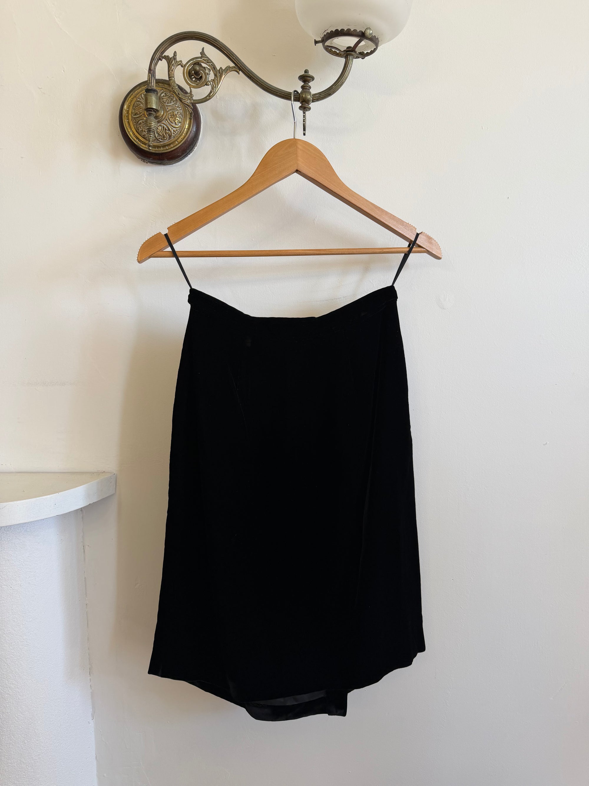Vintage 80s Valentino Frog Closure Velvet Pencil Wrap Skirt Noir