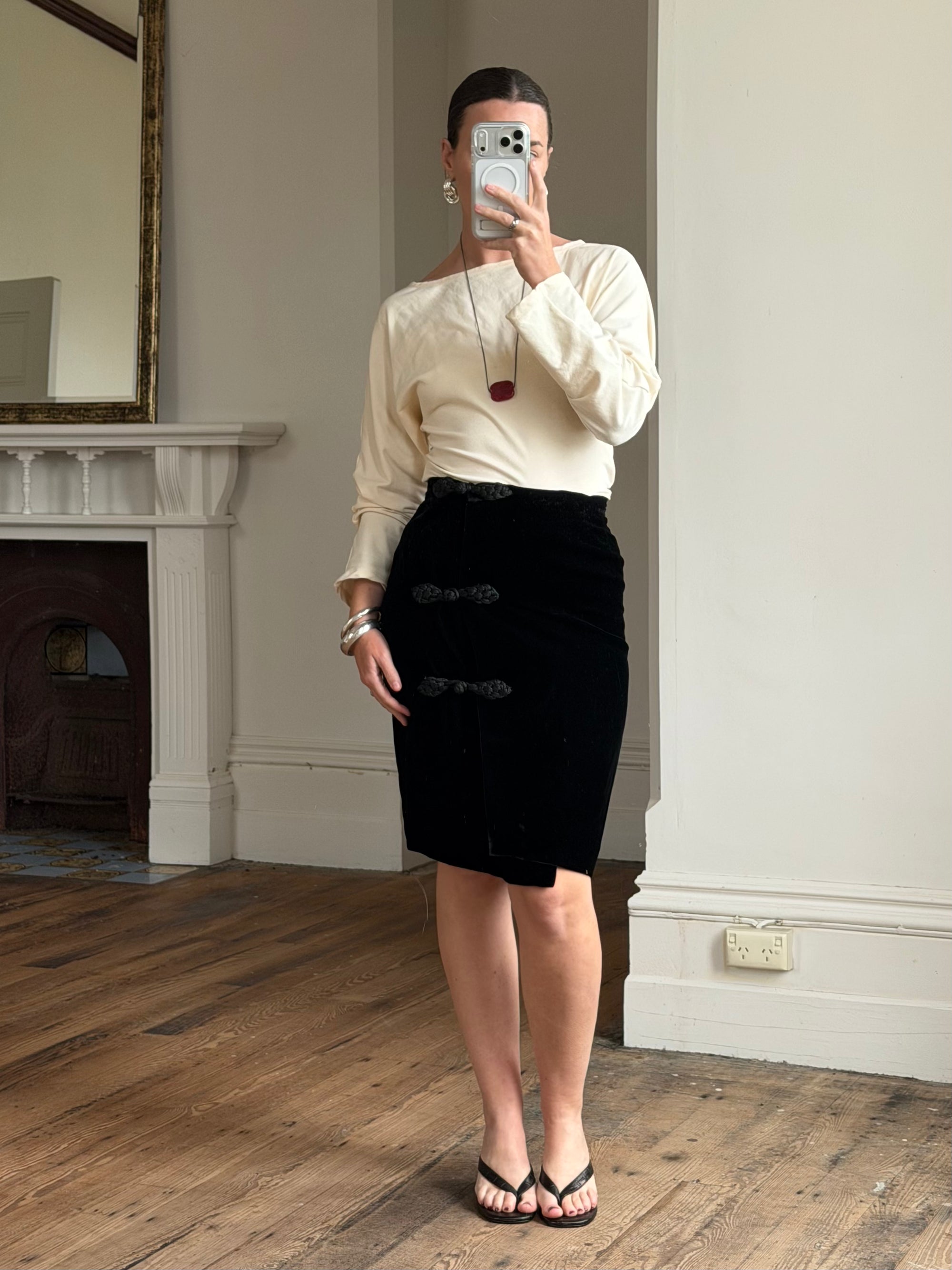 Vintage 80s Valentino Frog Closure Velvet Pencil Wrap Skirt Noir
