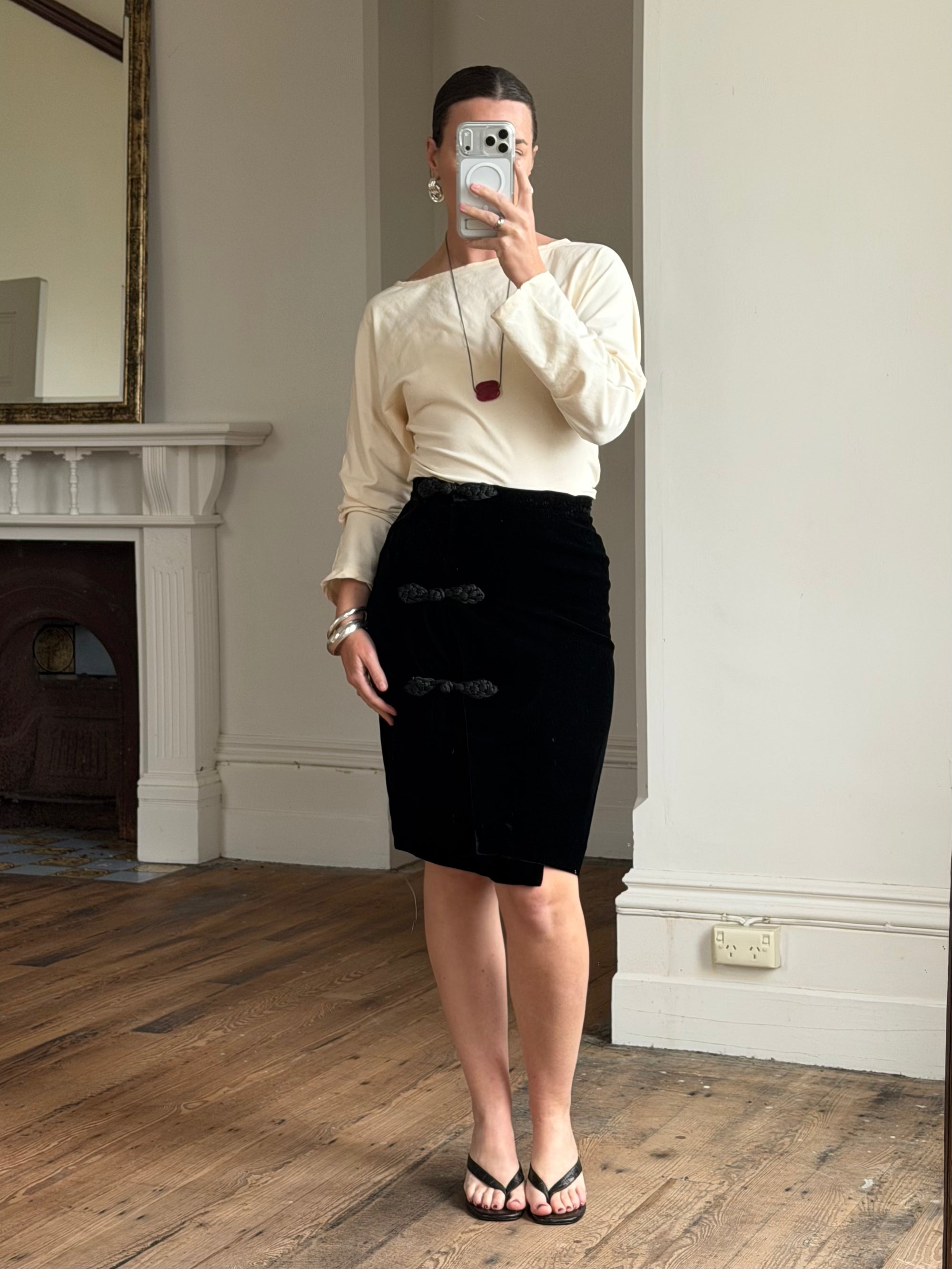Vintage 80s Valentino Frog Closure Velvet Pencil Wrap Skirt Noir