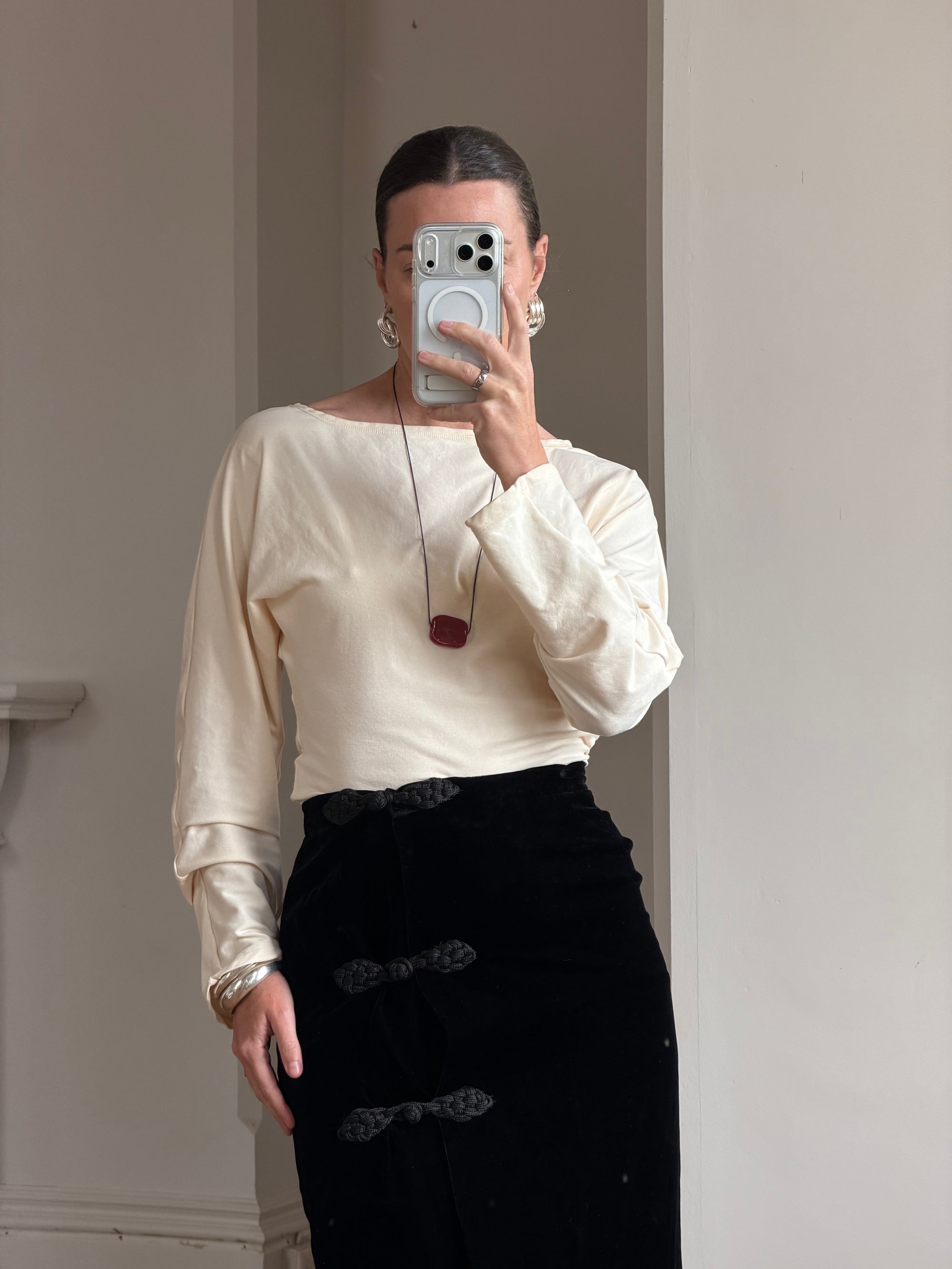 Vintage 80s Valentino Frog Closure Velvet Pencil Wrap Skirt Noir