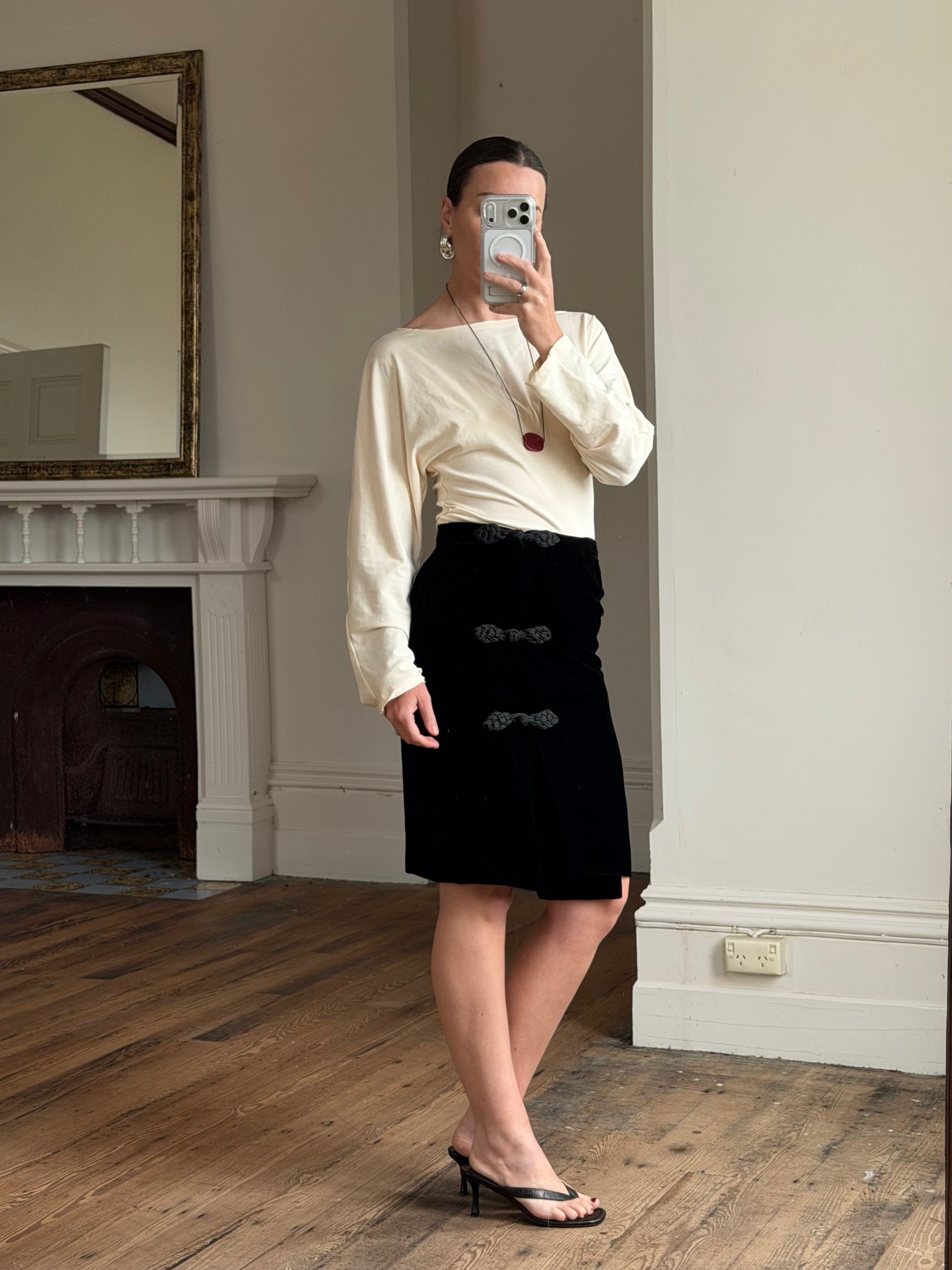 Vintage 80s Valentino Frog Closure Velvet Pencil Wrap Skirt Noir