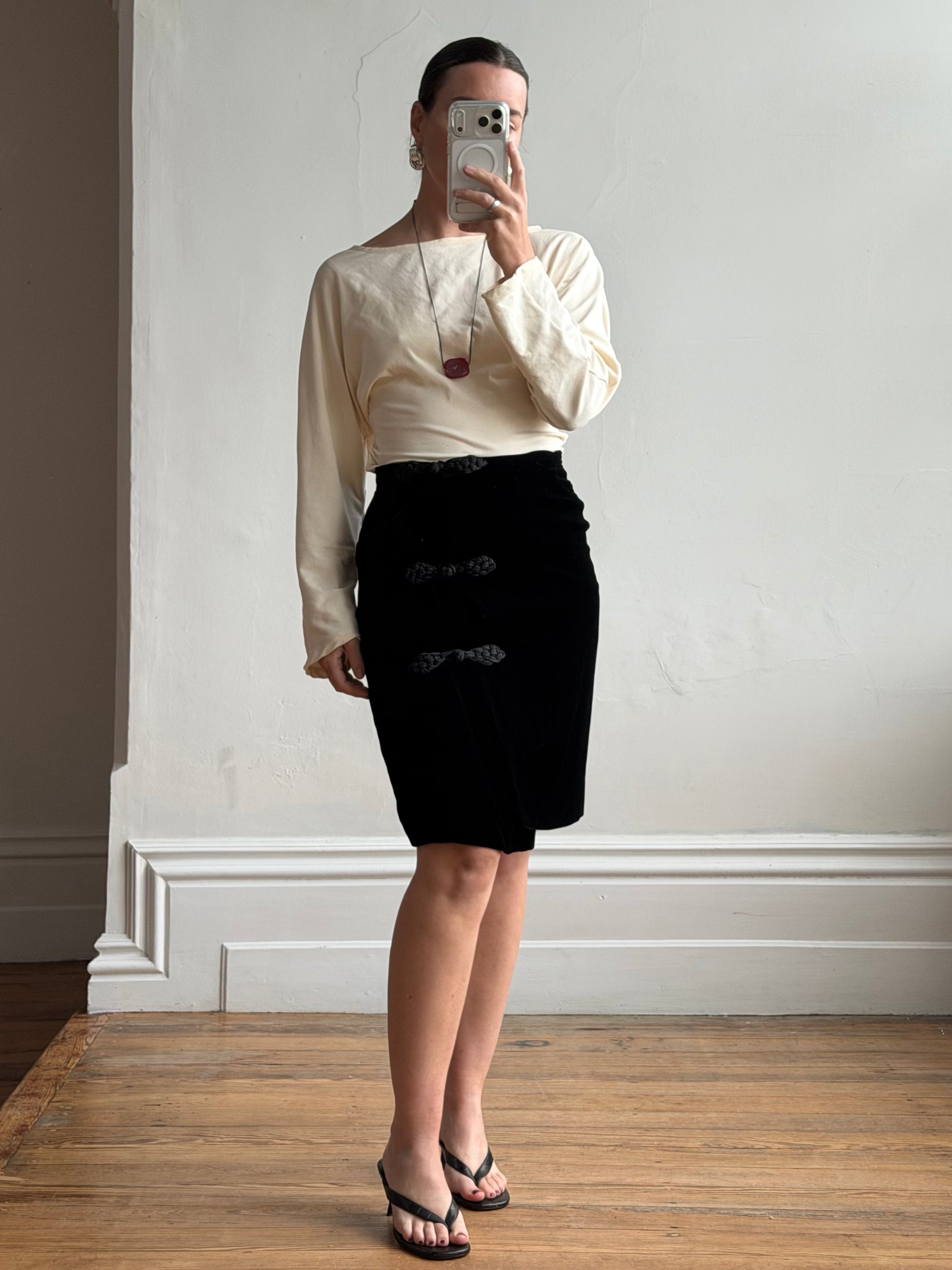 Vintage 80s Valentino Frog Closure Velvet Pencil Wrap Skirt Noir