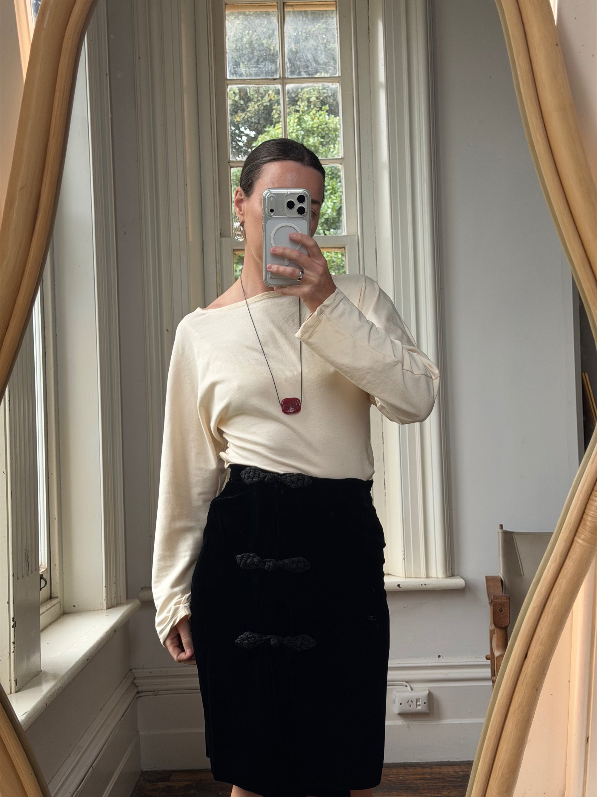Vintage 80s Valentino Frog Closure Velvet Pencil Wrap Skirt Noir