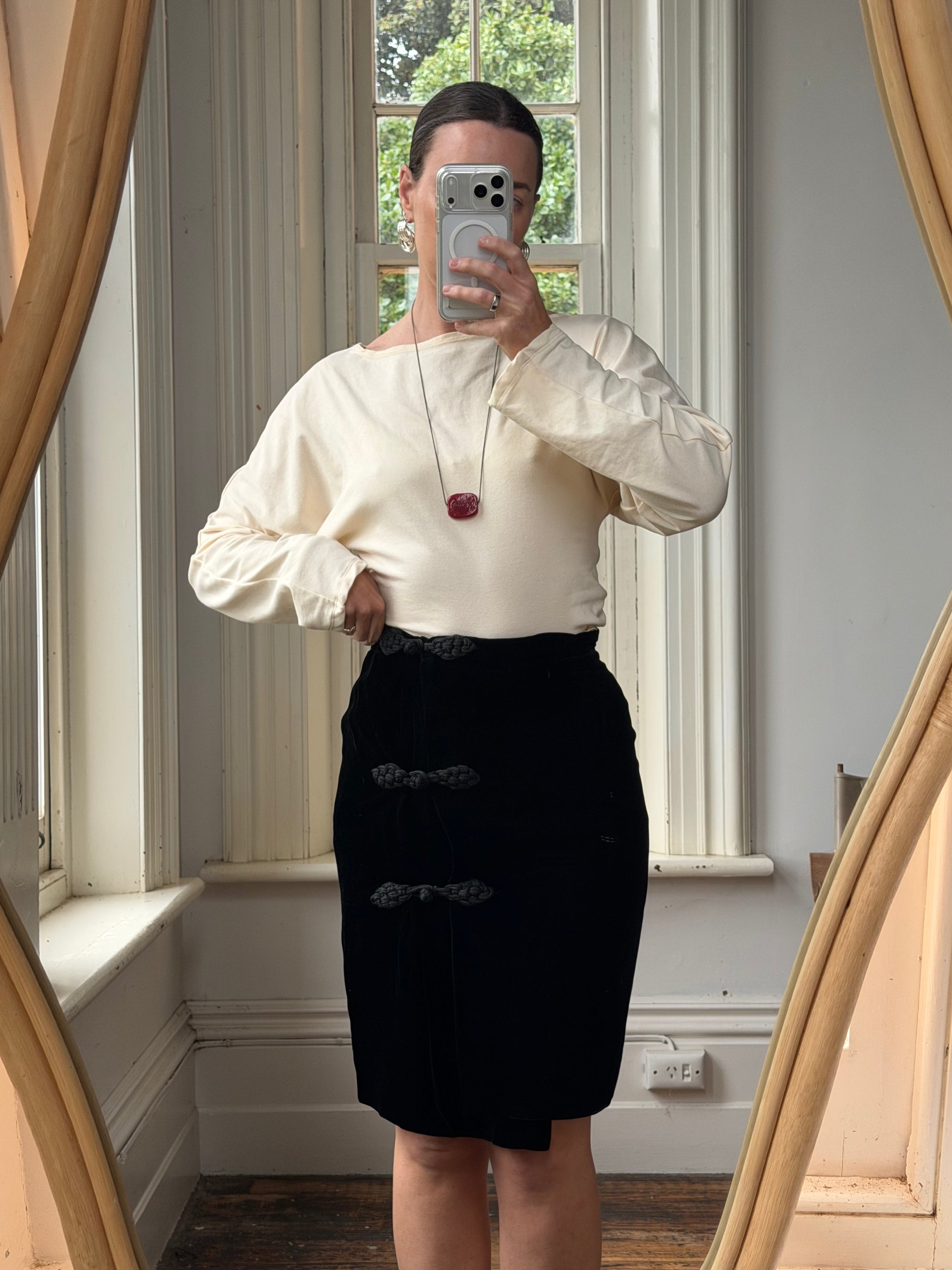 Vintage 80s Valentino Frog Closure Velvet Pencil Wrap Skirt Noir