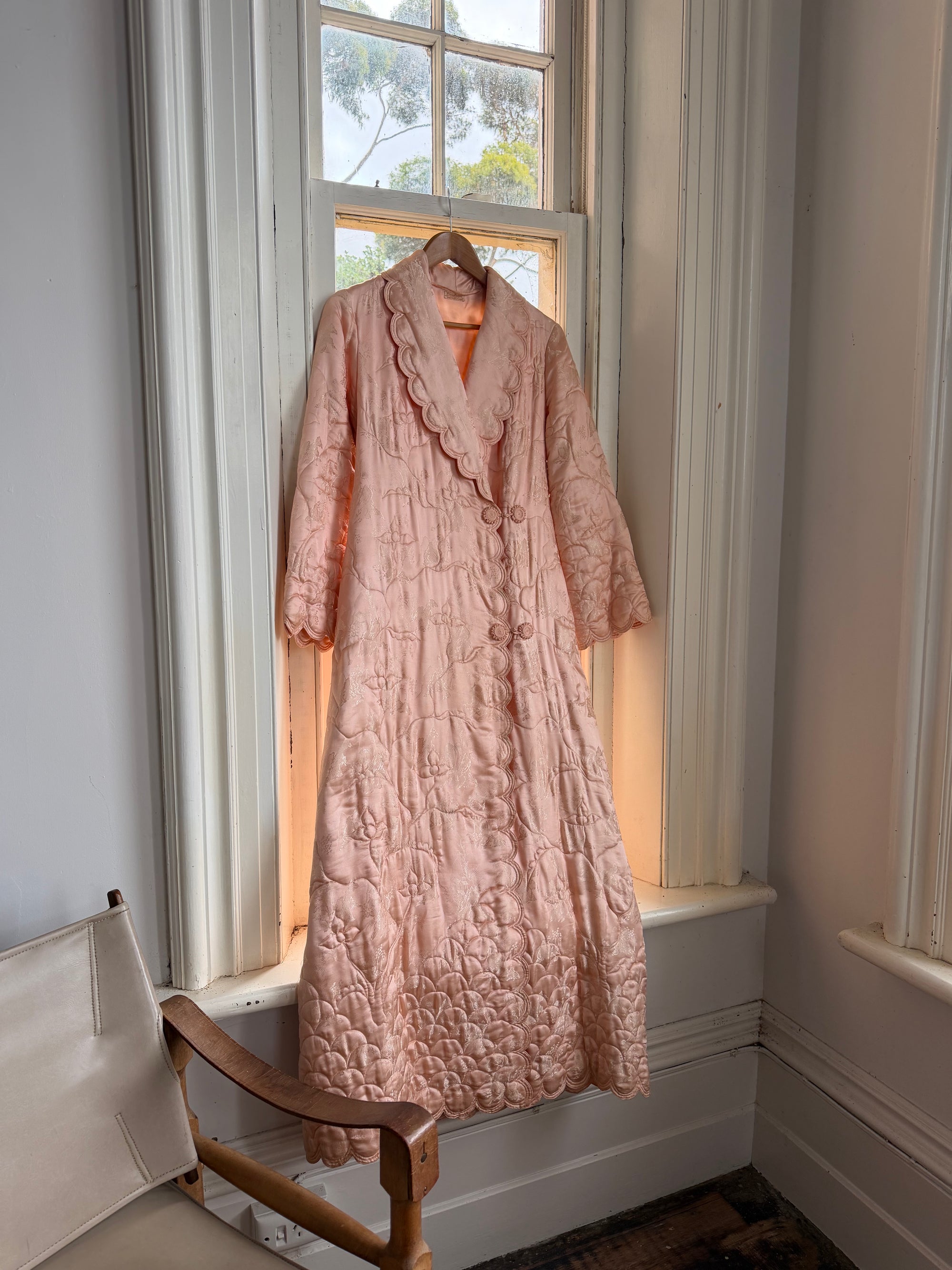 Vintage 40s Blush Quilted Trapunto Silk Satin Coat