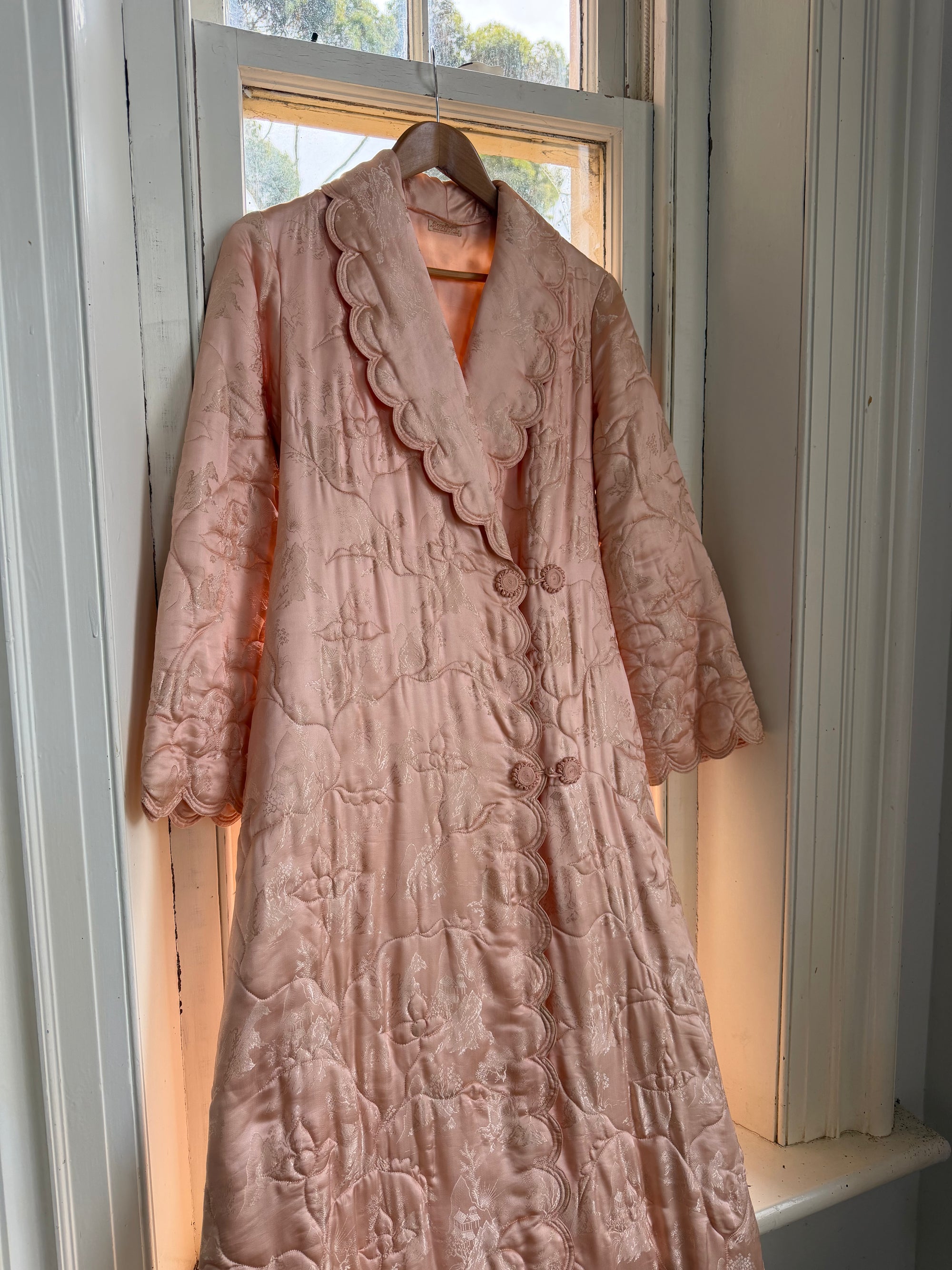 Vintage 40s Blush Quilted Trapunto Silk Satin Coat