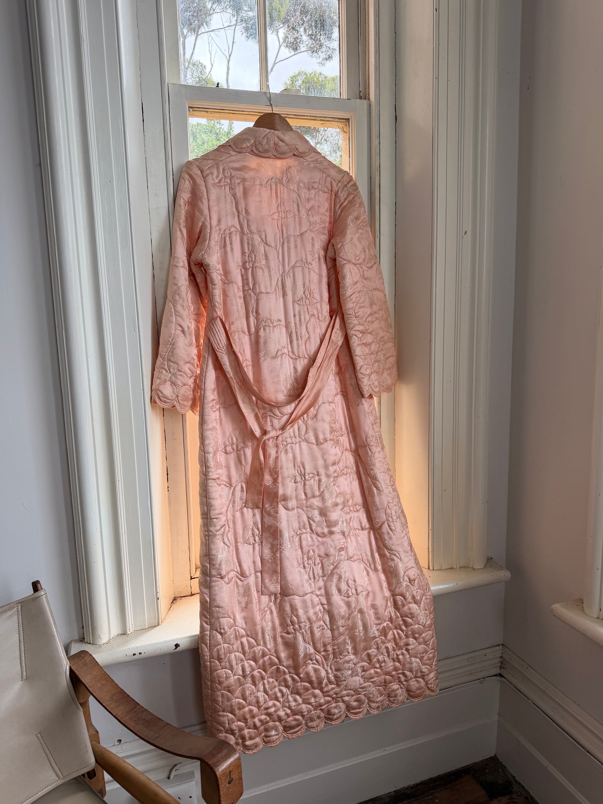 Vintage 40s Blush Quilted Trapunto Silk Satin Coat