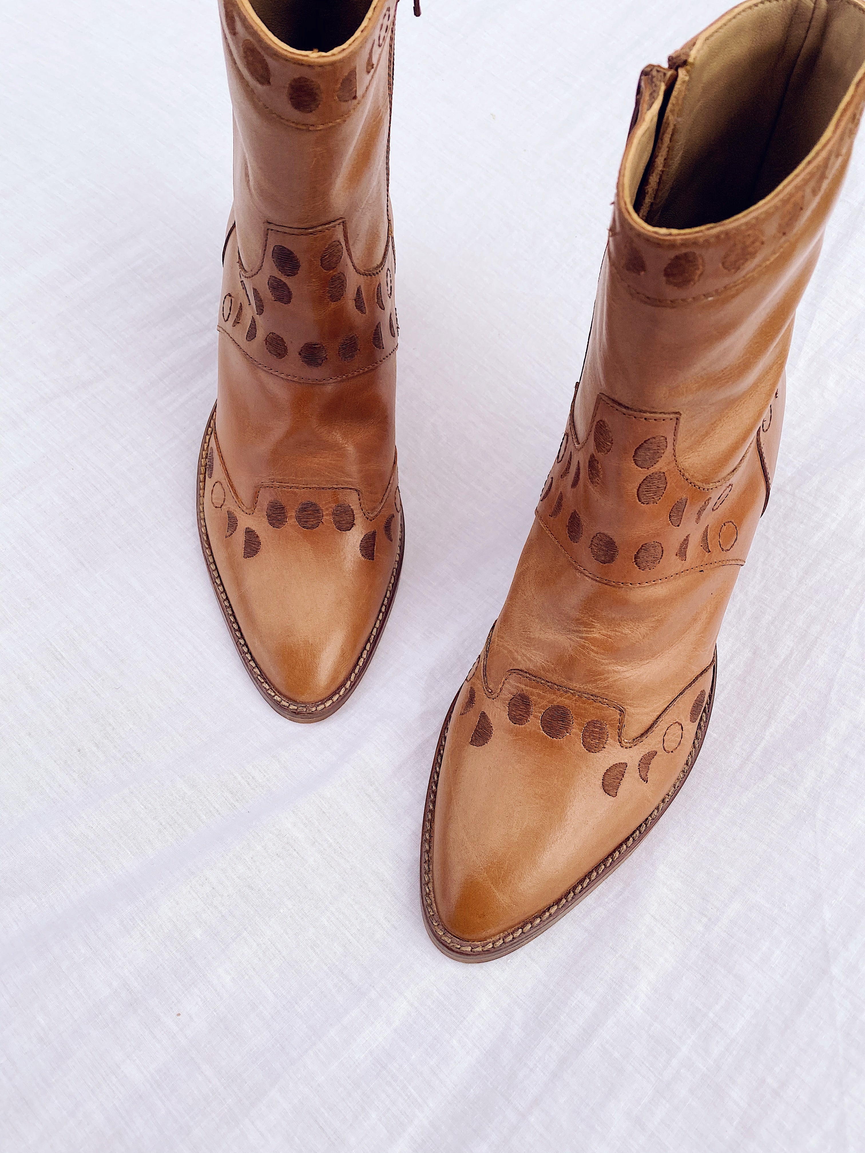 Maisie Moon Phase Boots Cognac